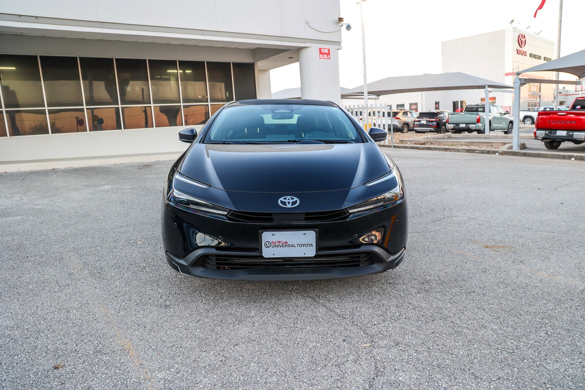 2025 Toyota PRIUS LE