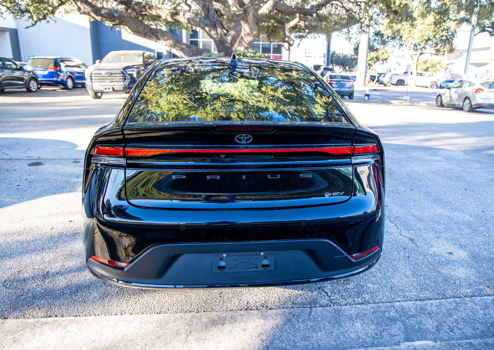 2025 Toyota PRIUS LE