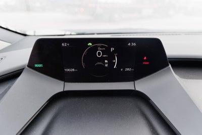 2024 Toyota PRIUS XLE