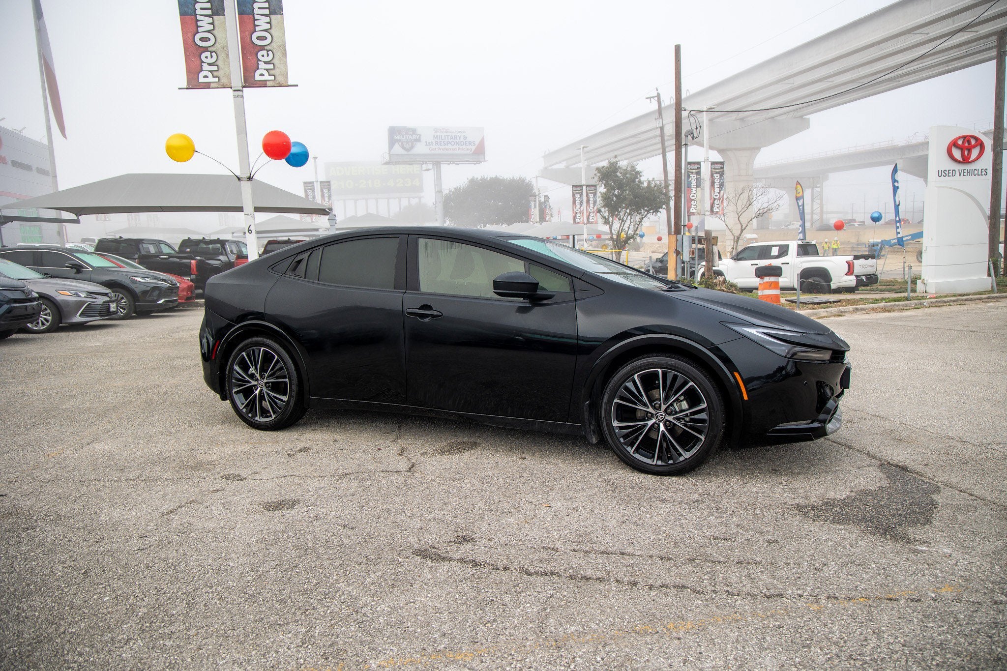 2024 Toyota PRIUS XLE