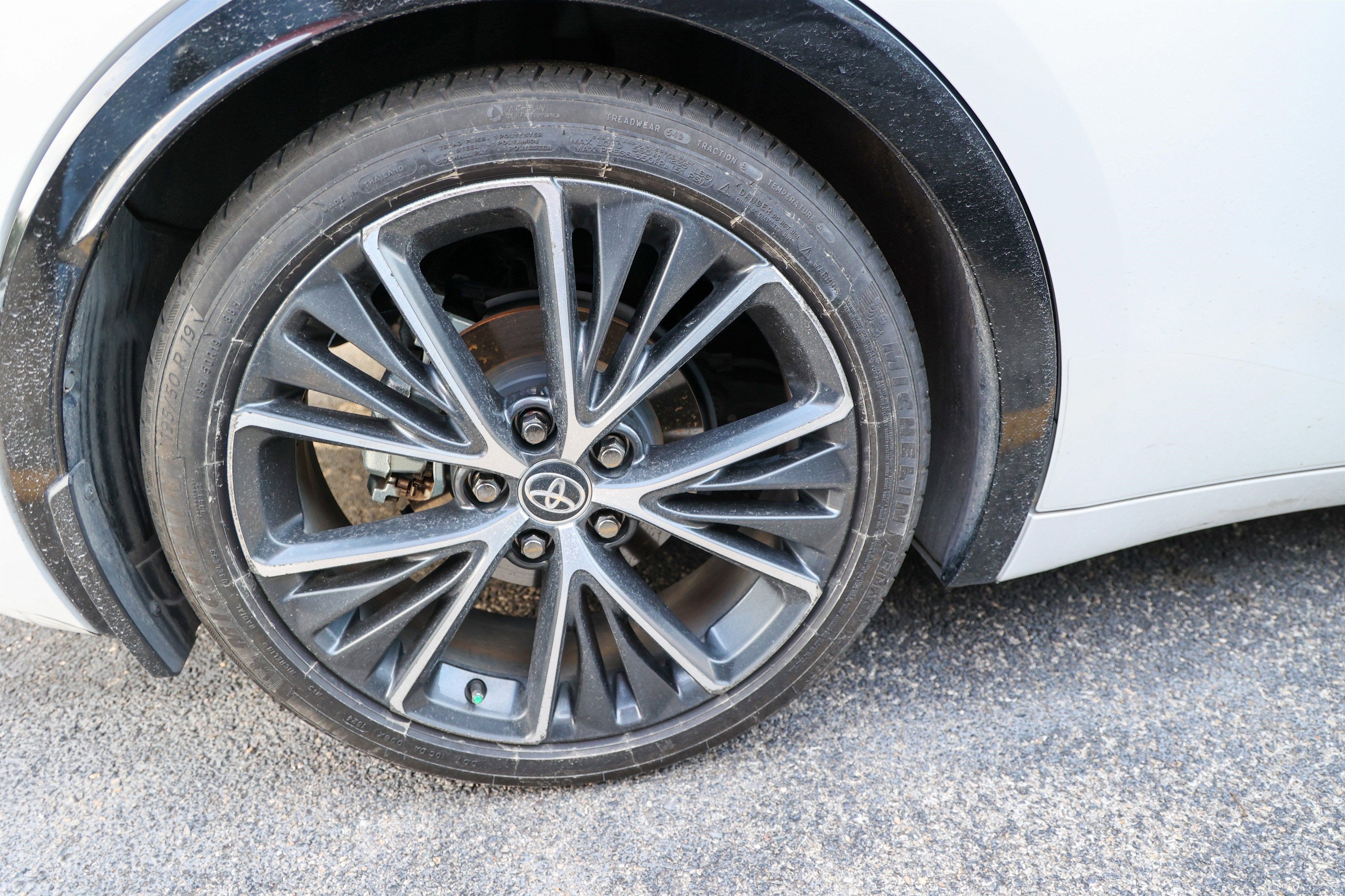 2024 Toyota Prius XLE