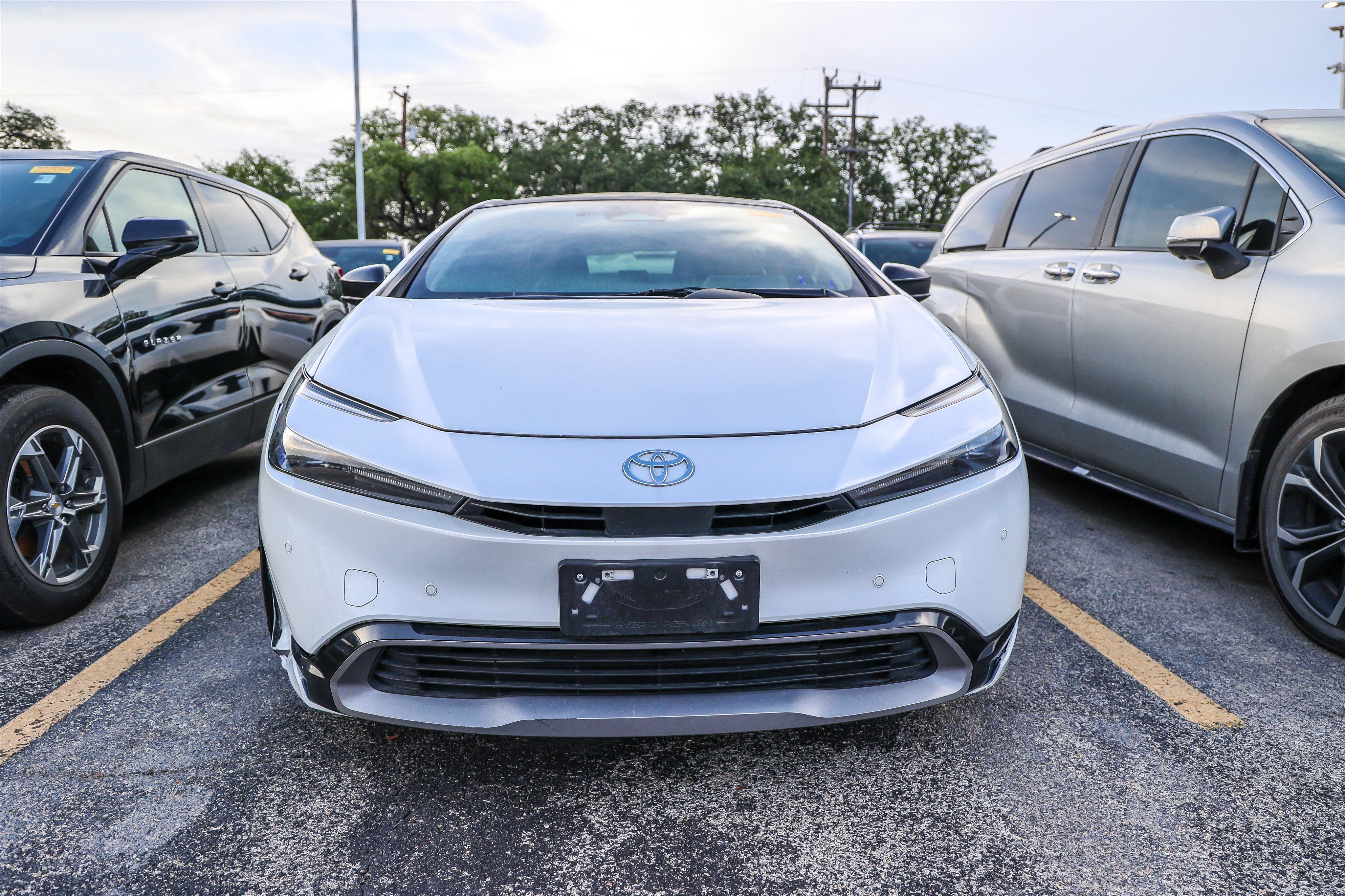 2024 Toyota Prius XLE