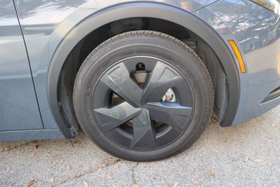 2025 Toyota Prius SE SE