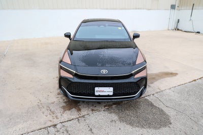 2025 Toyota CROWN Platinum