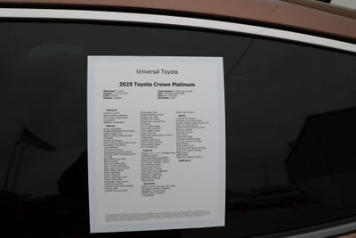 2025 Toyota CROWN Platinum