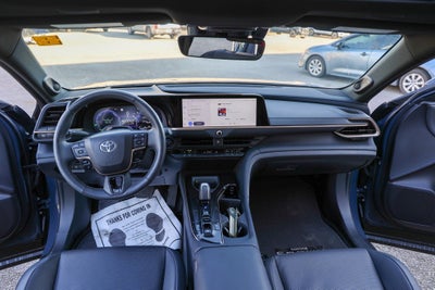 2025 Toyota CROWN Platinum