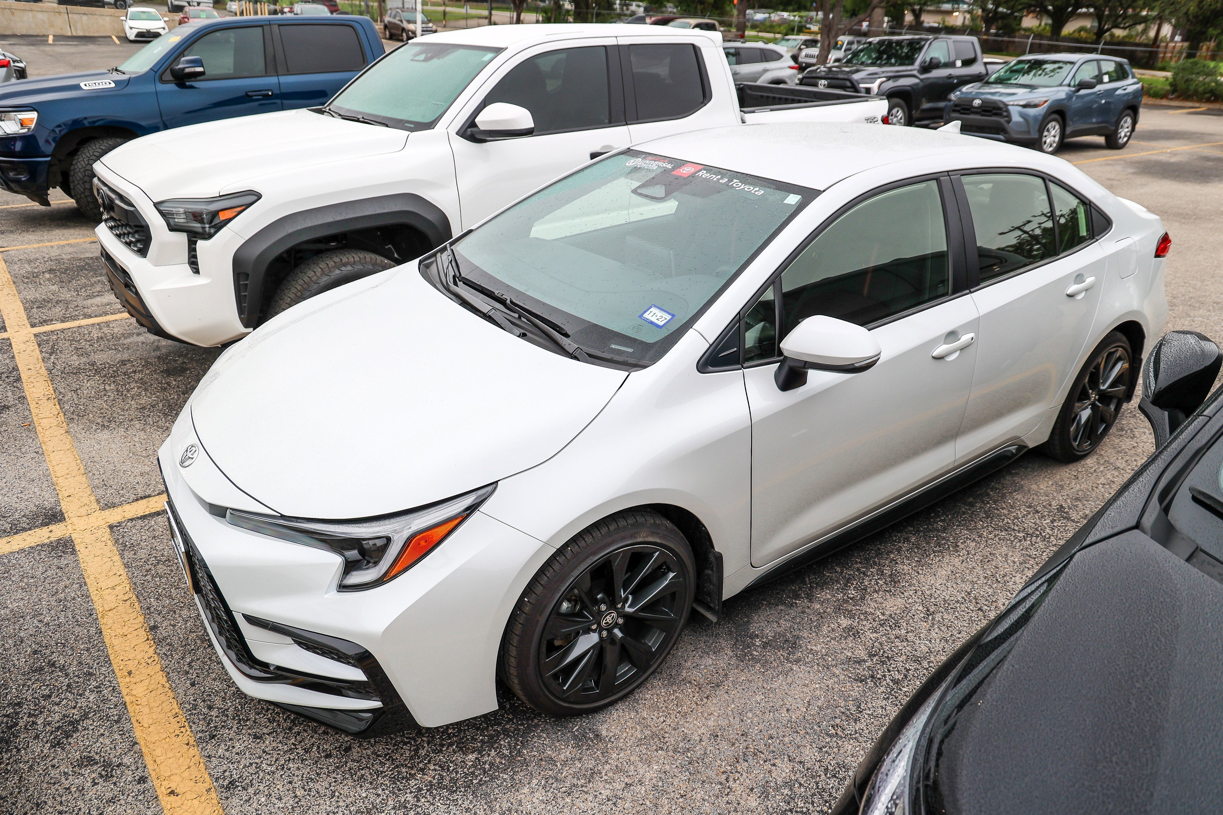 2026 Toyota Corolla Hybrid SE