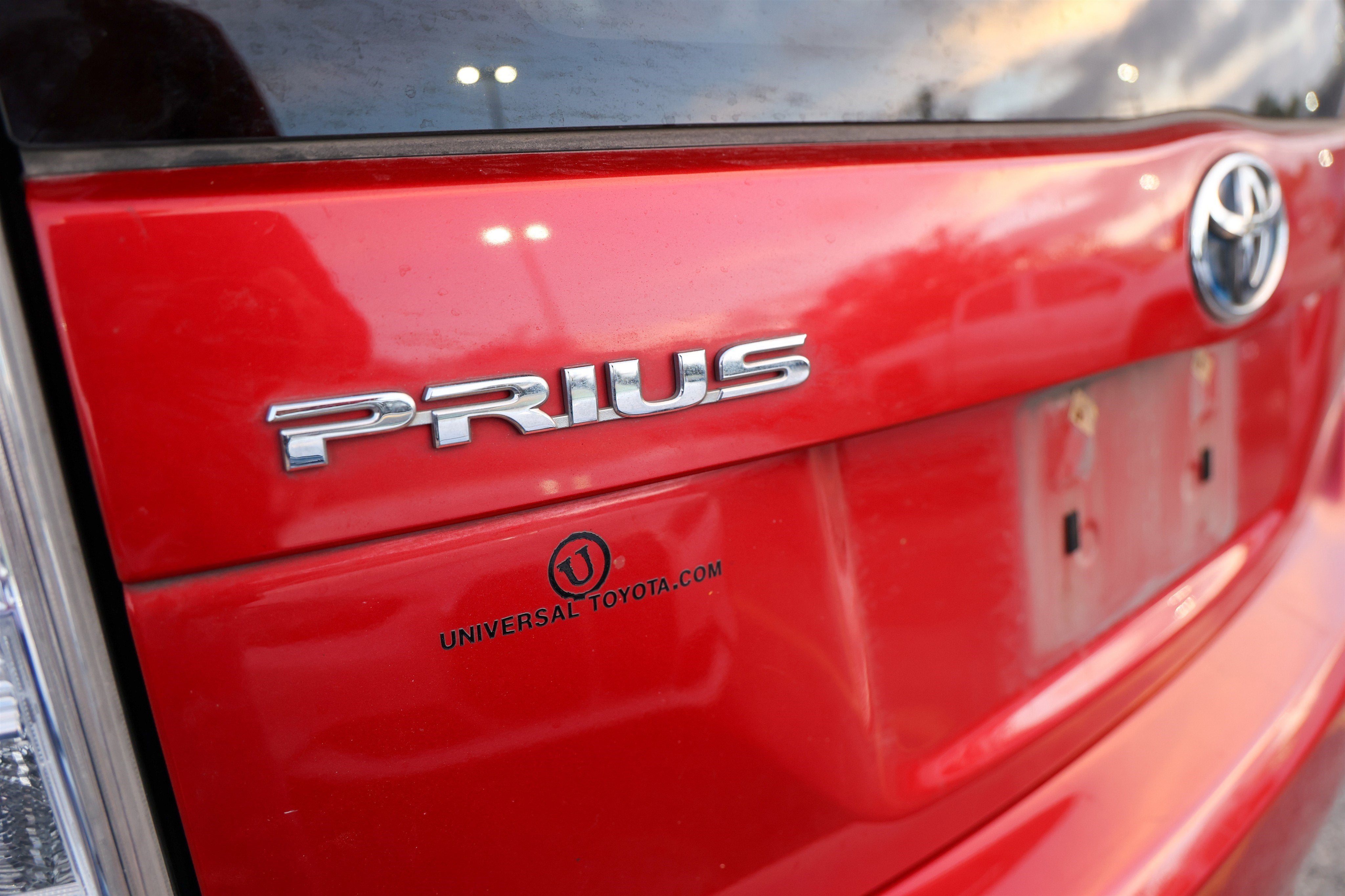 2011 Toyota PRIUS III