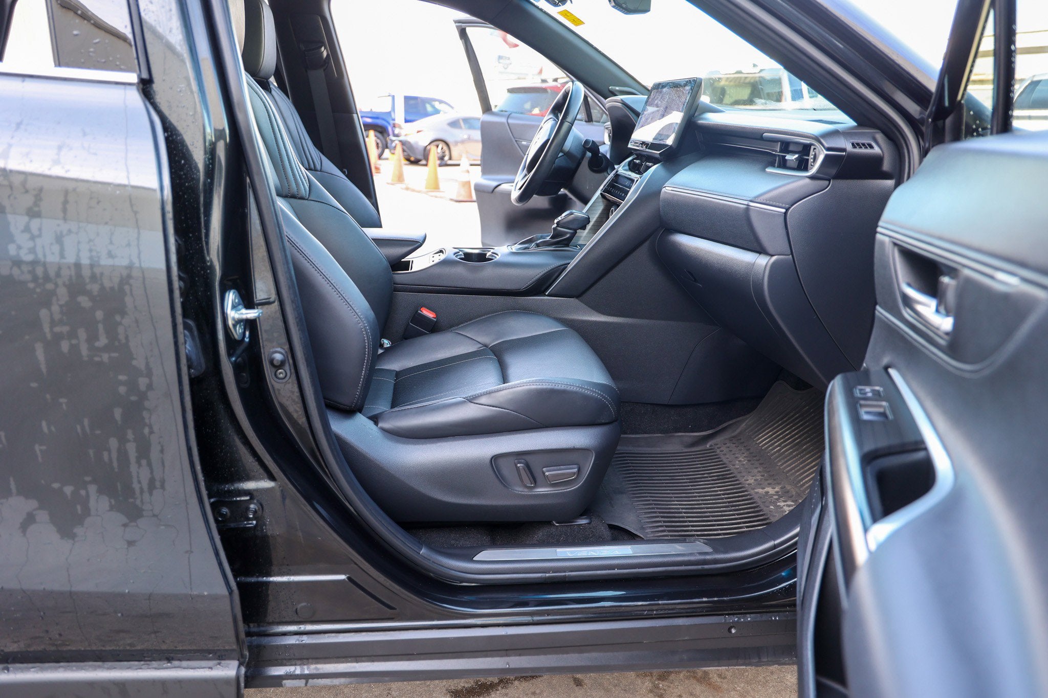 2023 Toyota Venza Limited