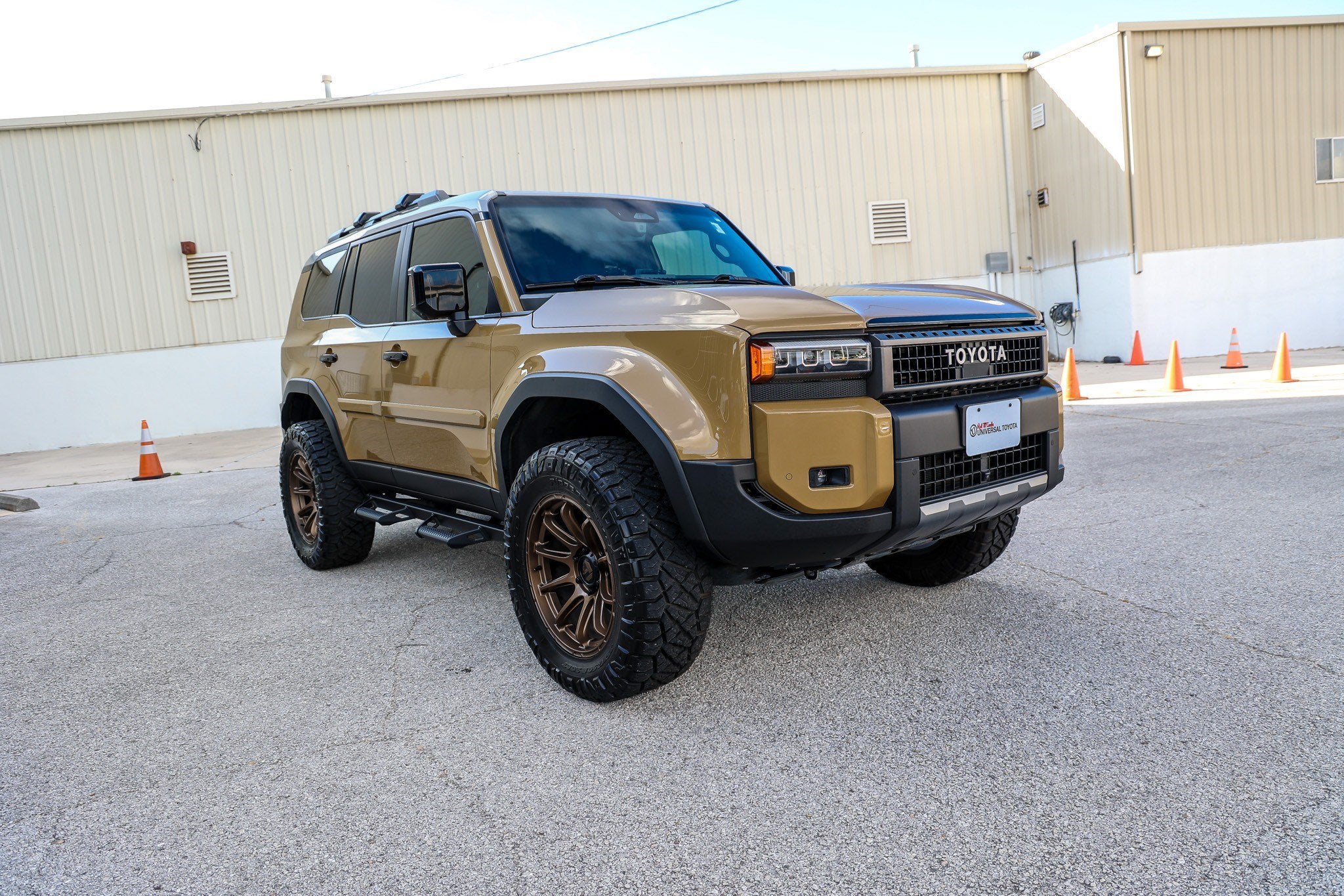 2025 Toyota Land Cruiser 4WD (Natl)