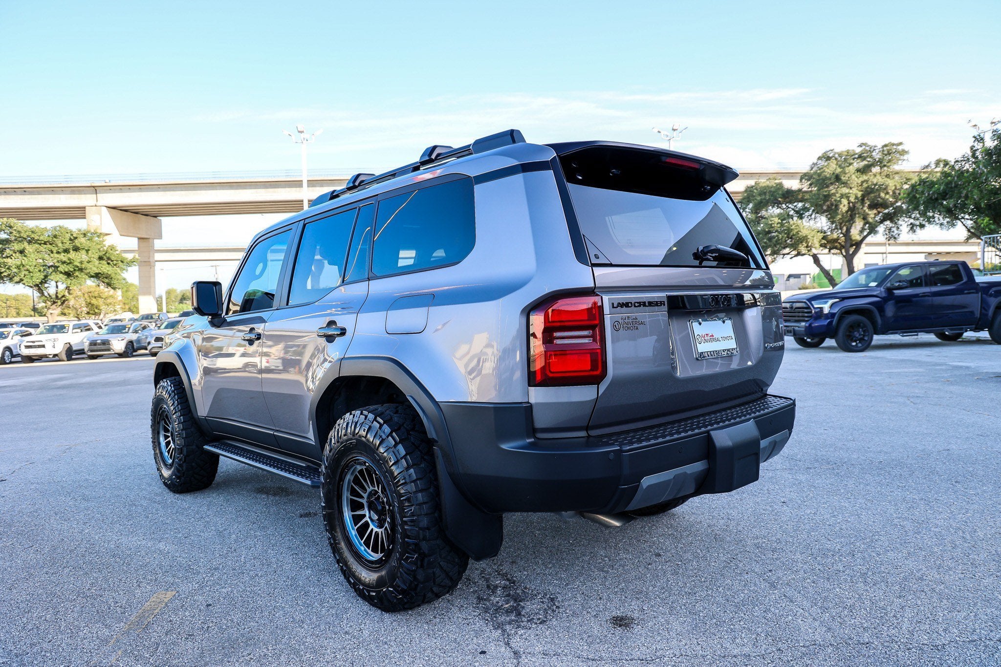 2024 Toyota Land Cruiser 4WD (Natl)
