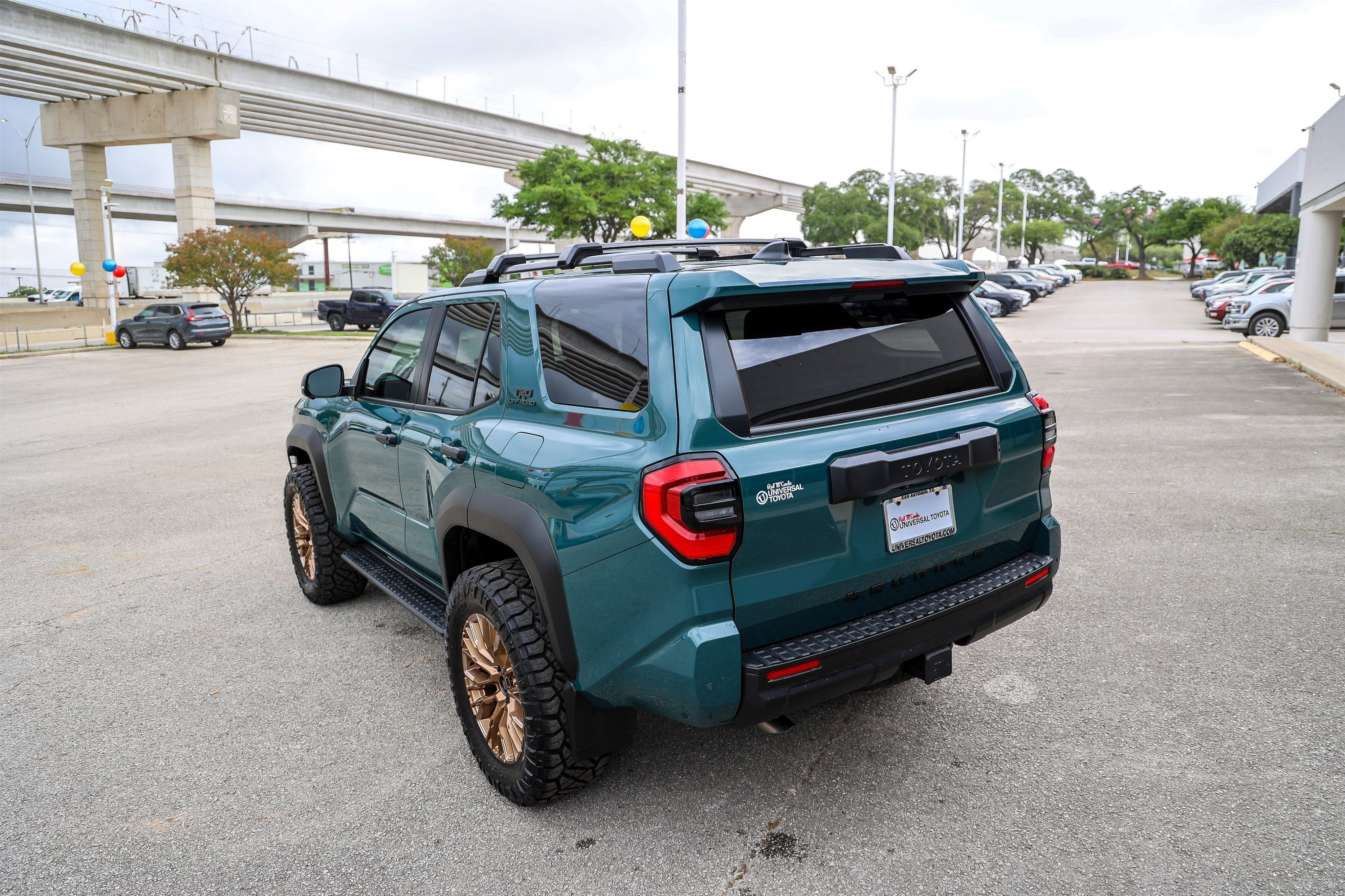 2025 Toyota 4RUNNER TRD OFF ROAD PREM