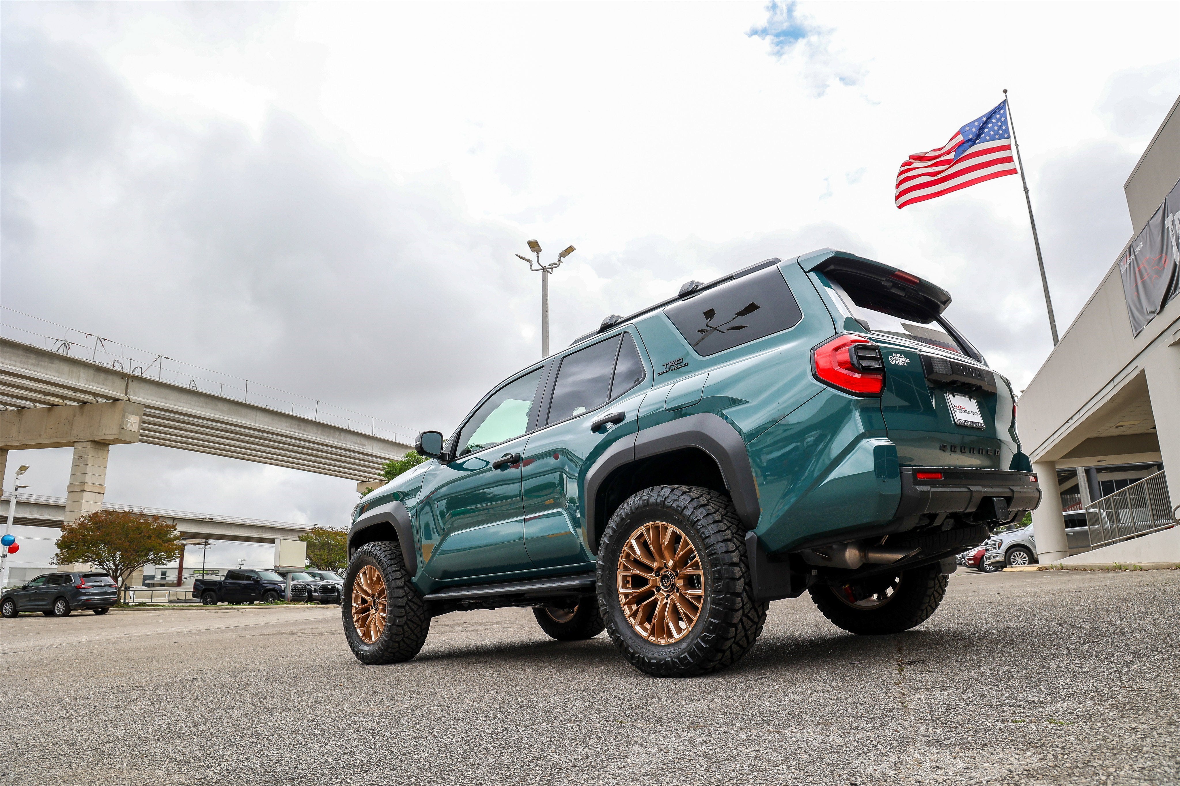 2025 Toyota 4RUNNER TRD OFF ROAD PREM