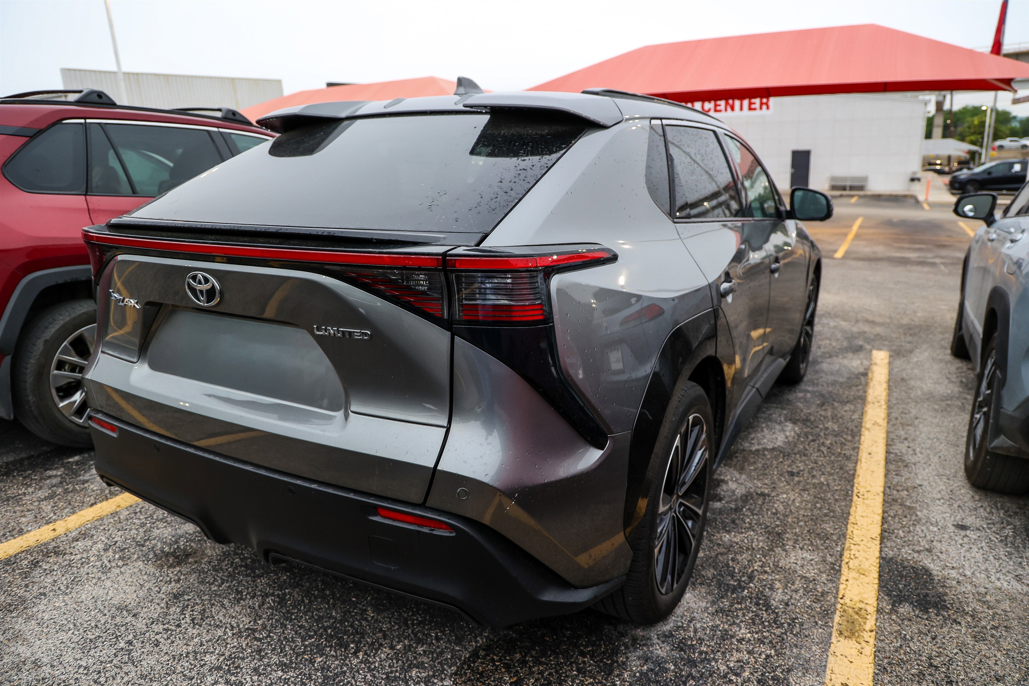 2023 Toyota bZ4X Limited