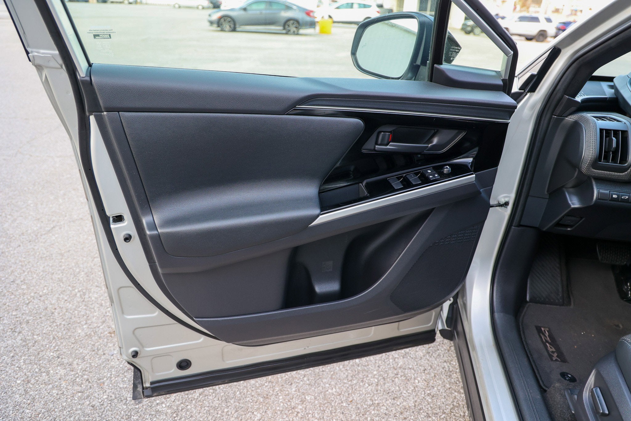 2024 Toyota bZ4X XLE