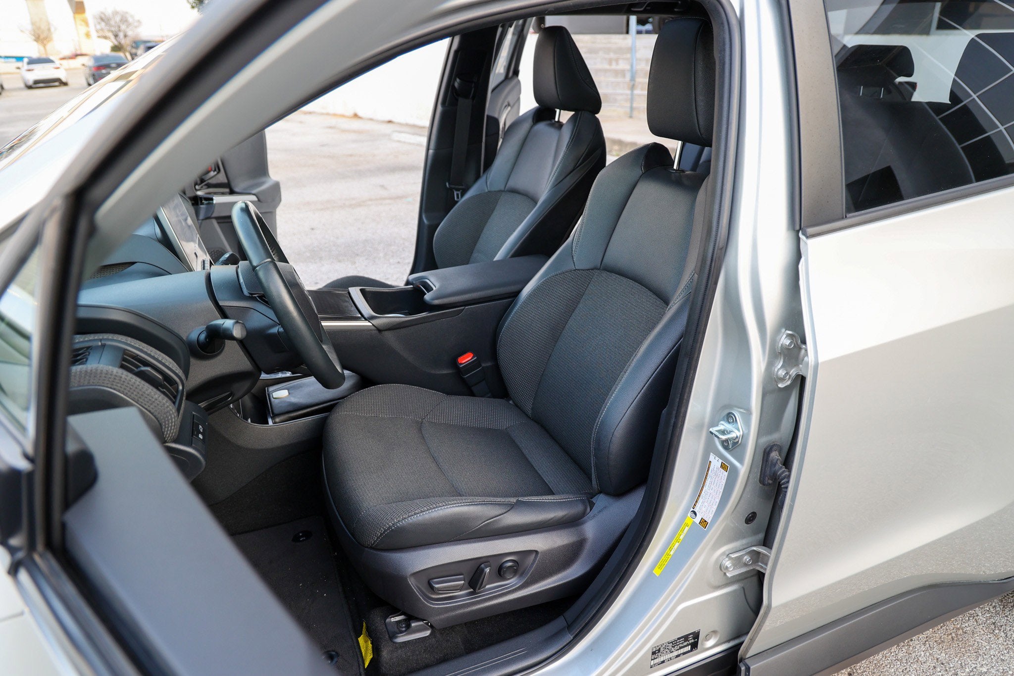 2024 Toyota bZ4X XLE