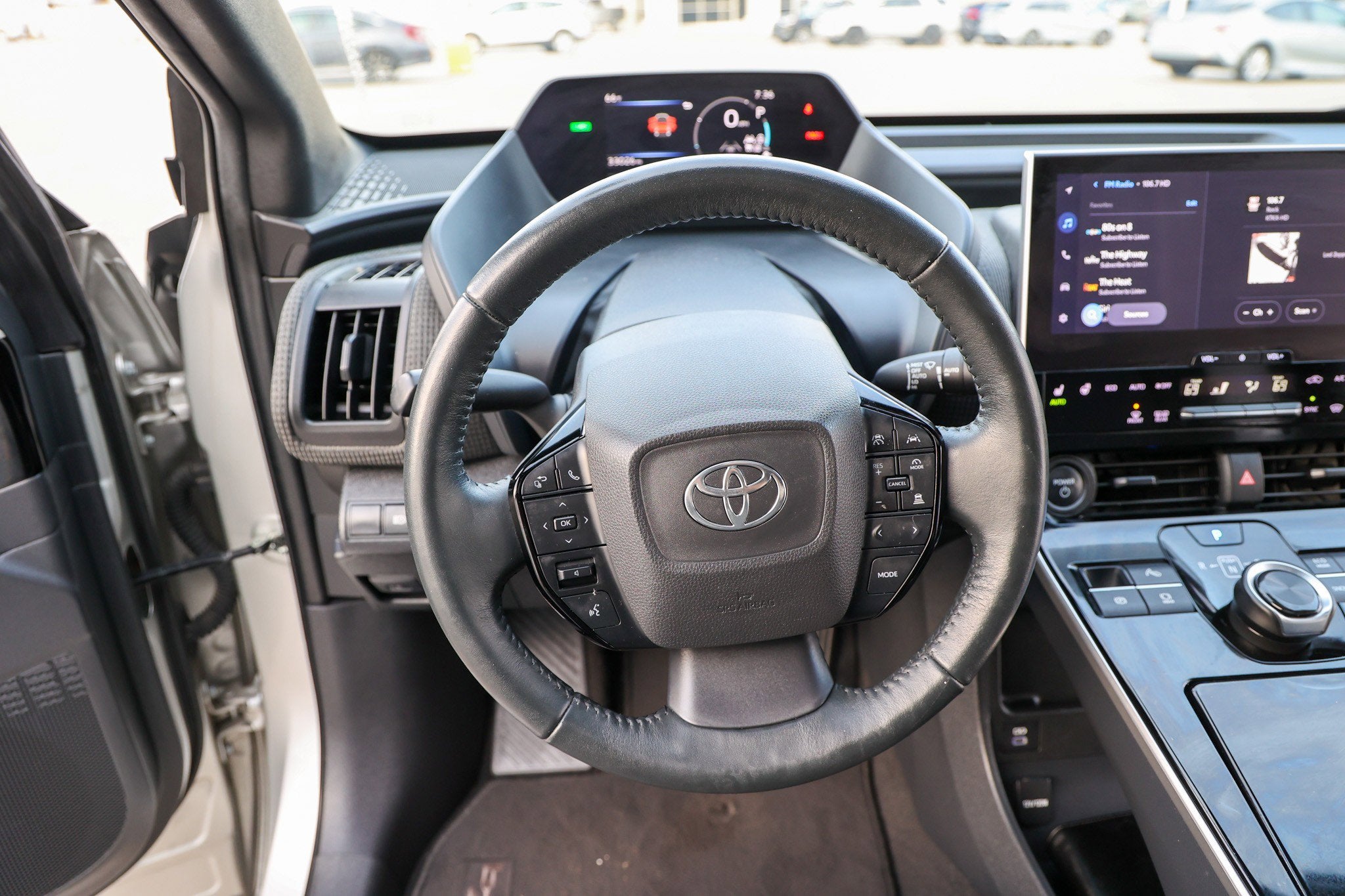 2024 Toyota bZ4X XLE