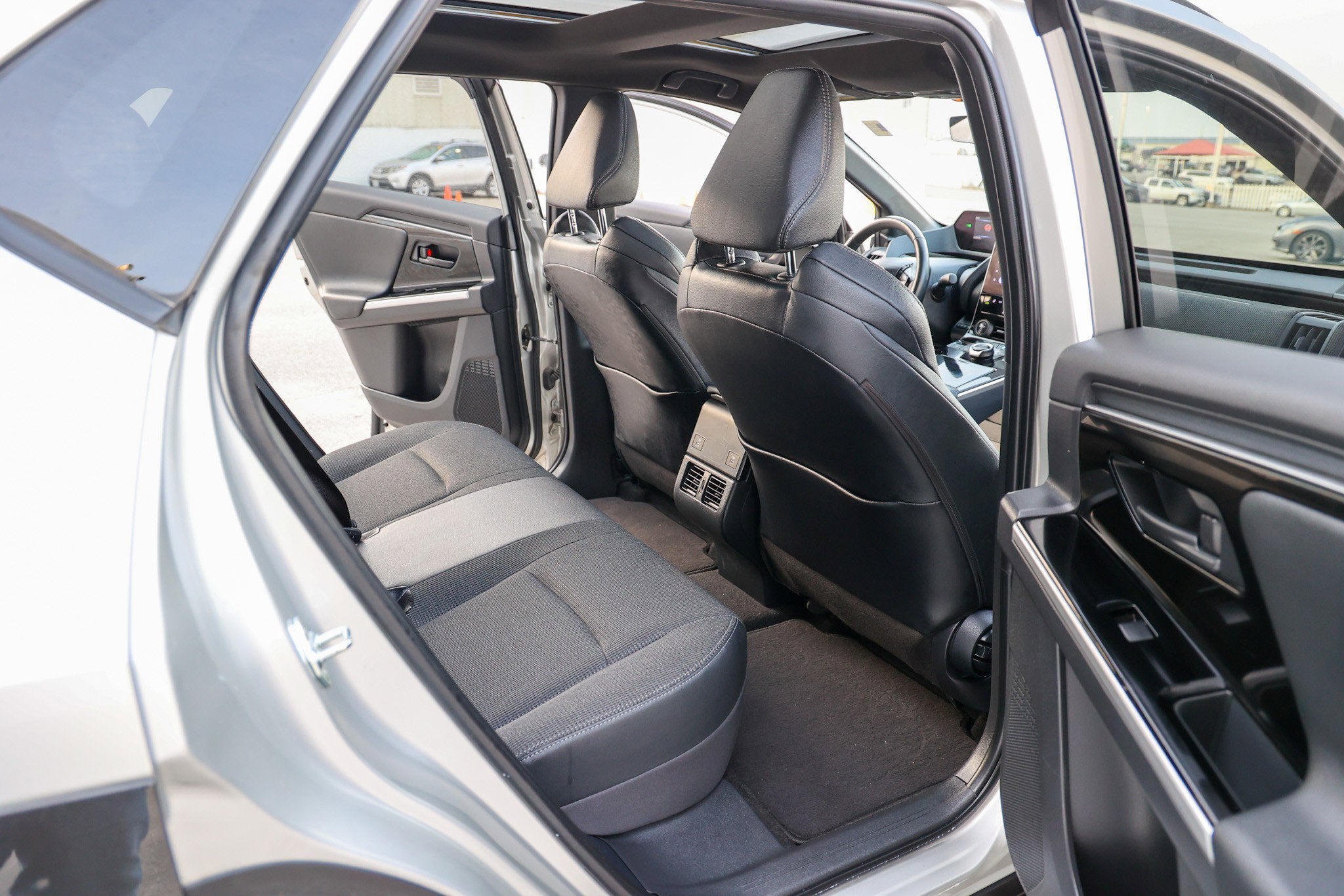 2024 Toyota bZ4X XLE