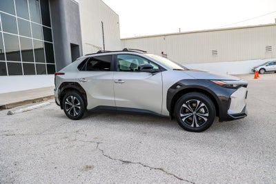 2024 Toyota bZ4X XLE