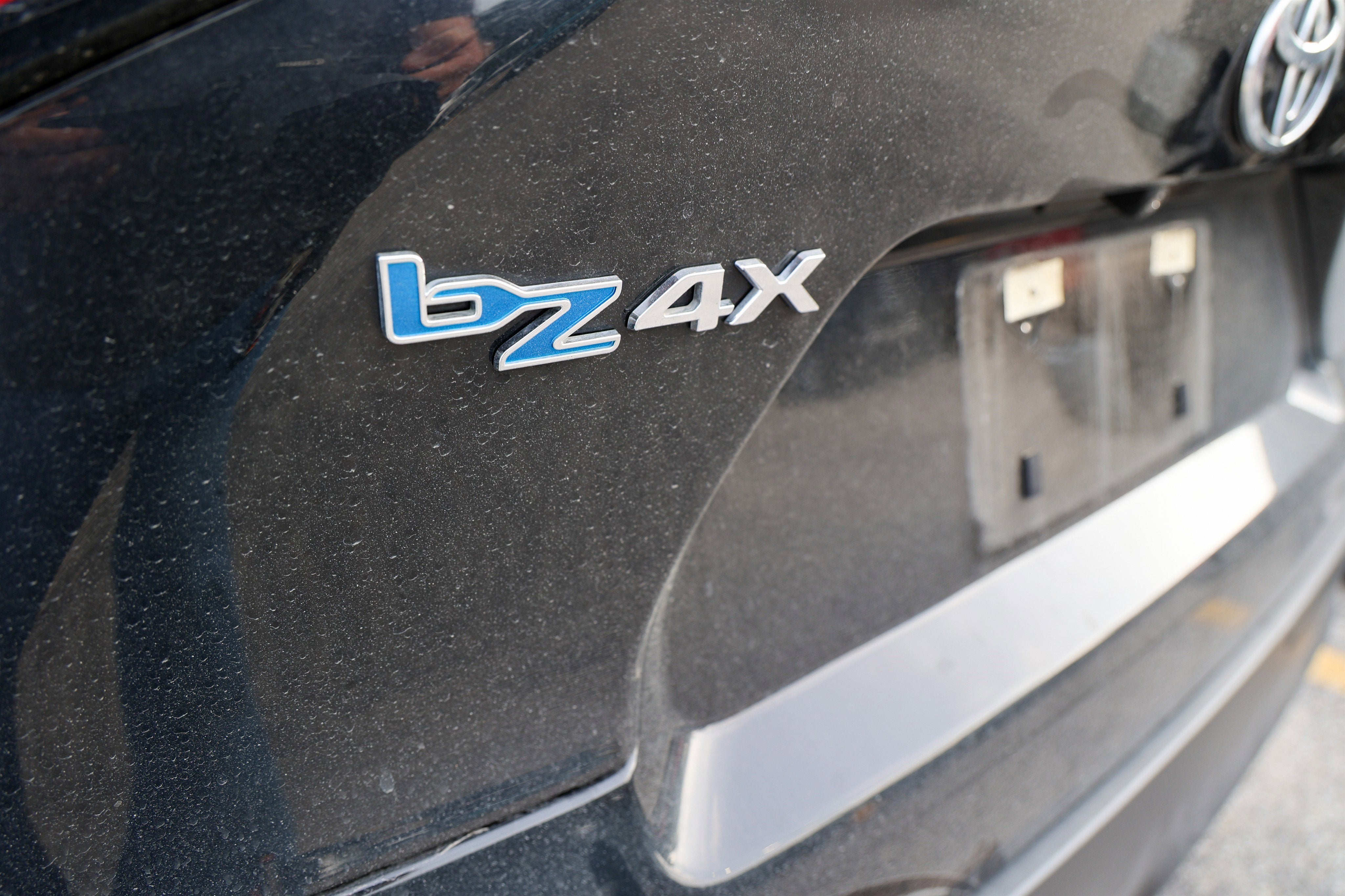 2024 Toyota bZ4X XLE