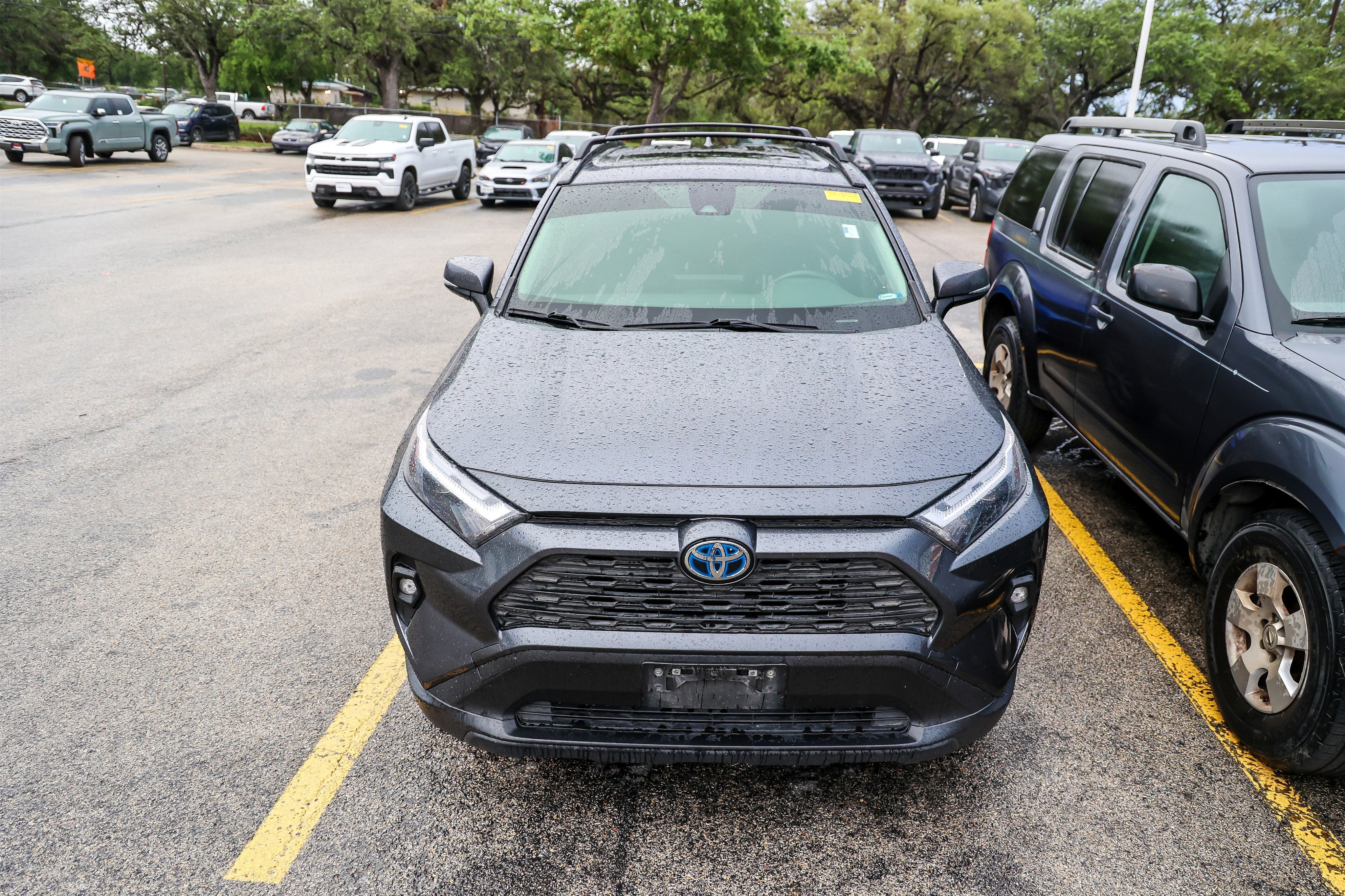 2022 Toyota RAV4 Hybrid XLE Premium