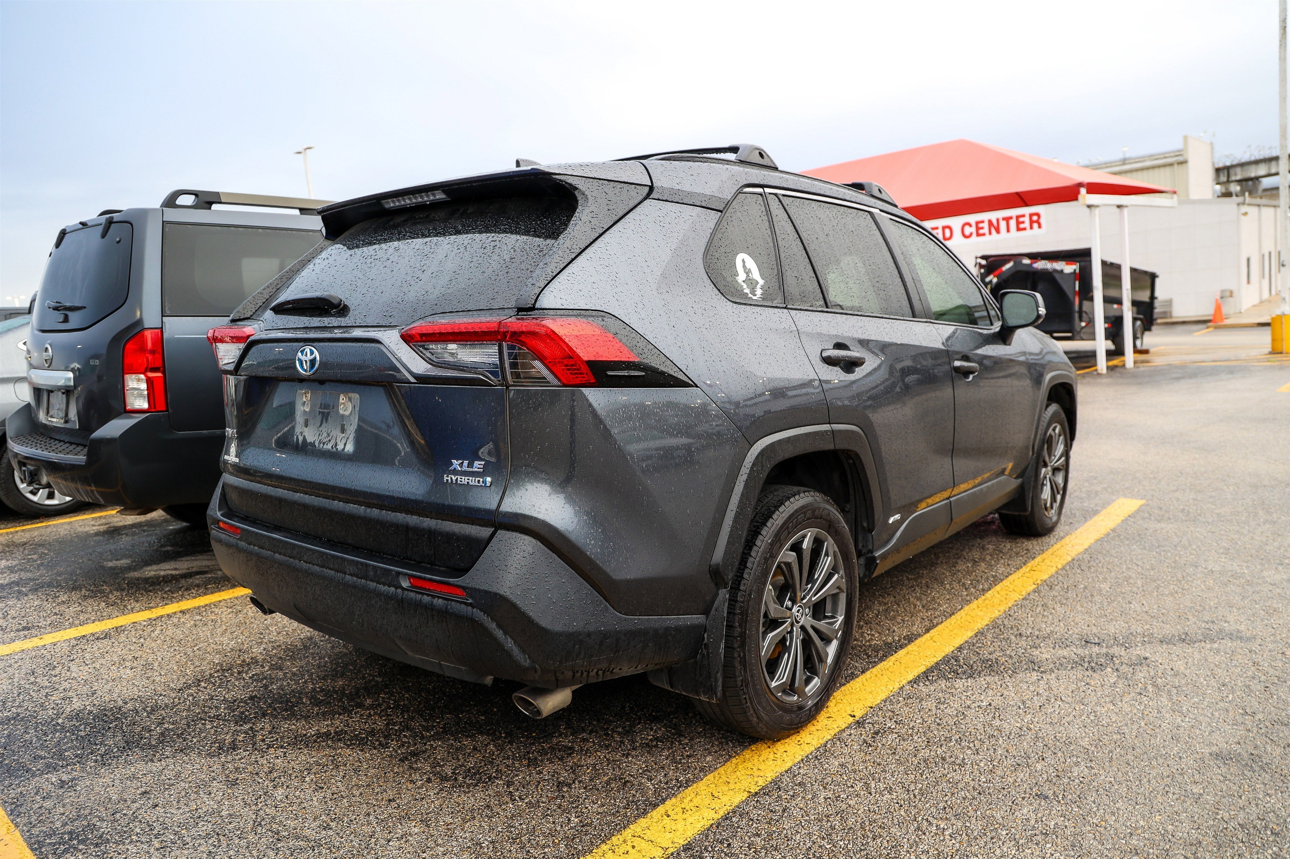 2022 Toyota RAV4 Hybrid XLE Premium