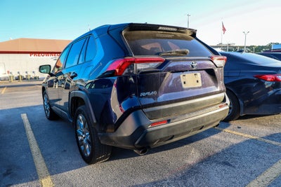 2022 Toyota RAV4 XLE Premium