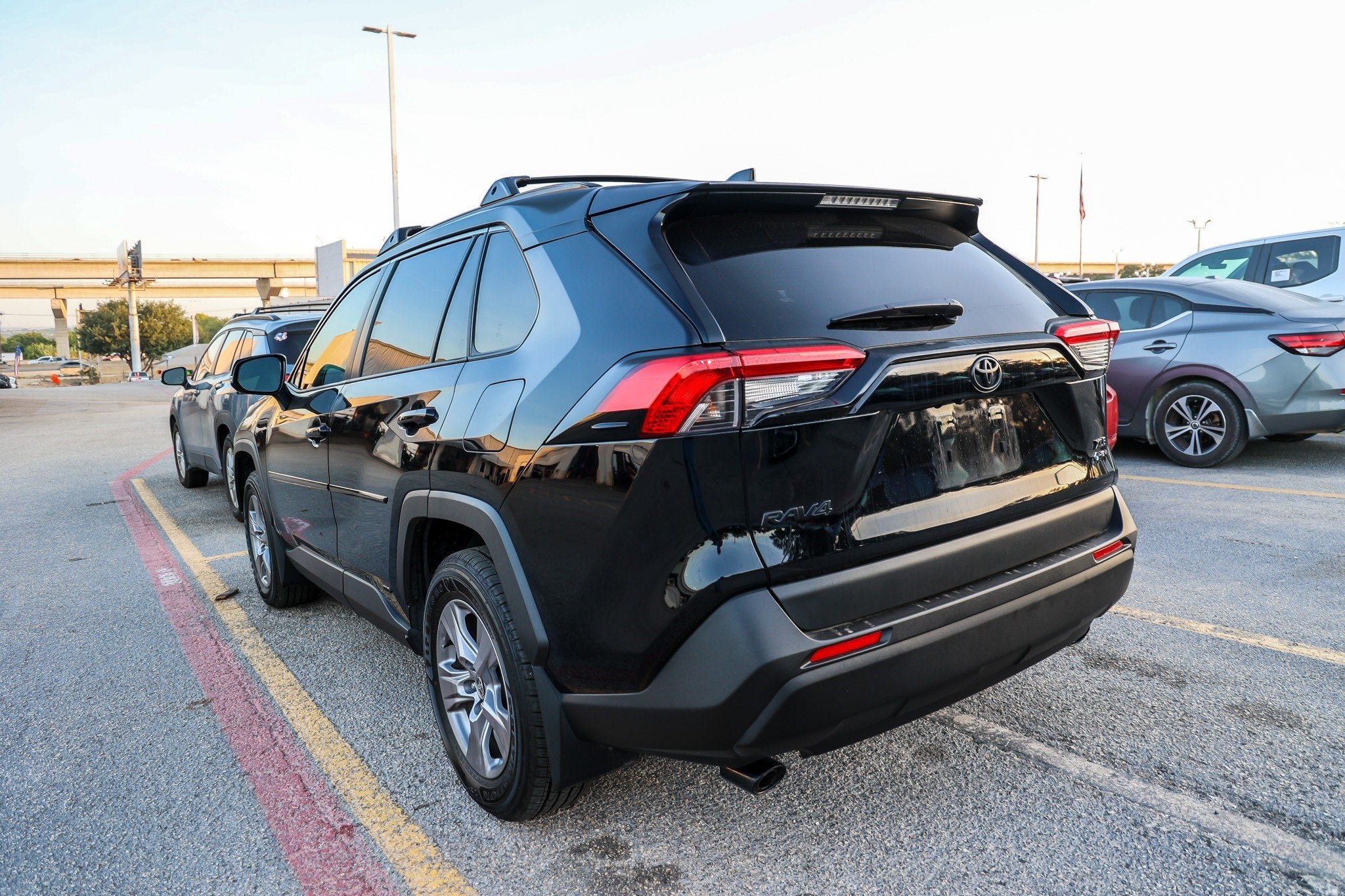 2025 Toyota RAV4 Hybrid Hybrid XLE