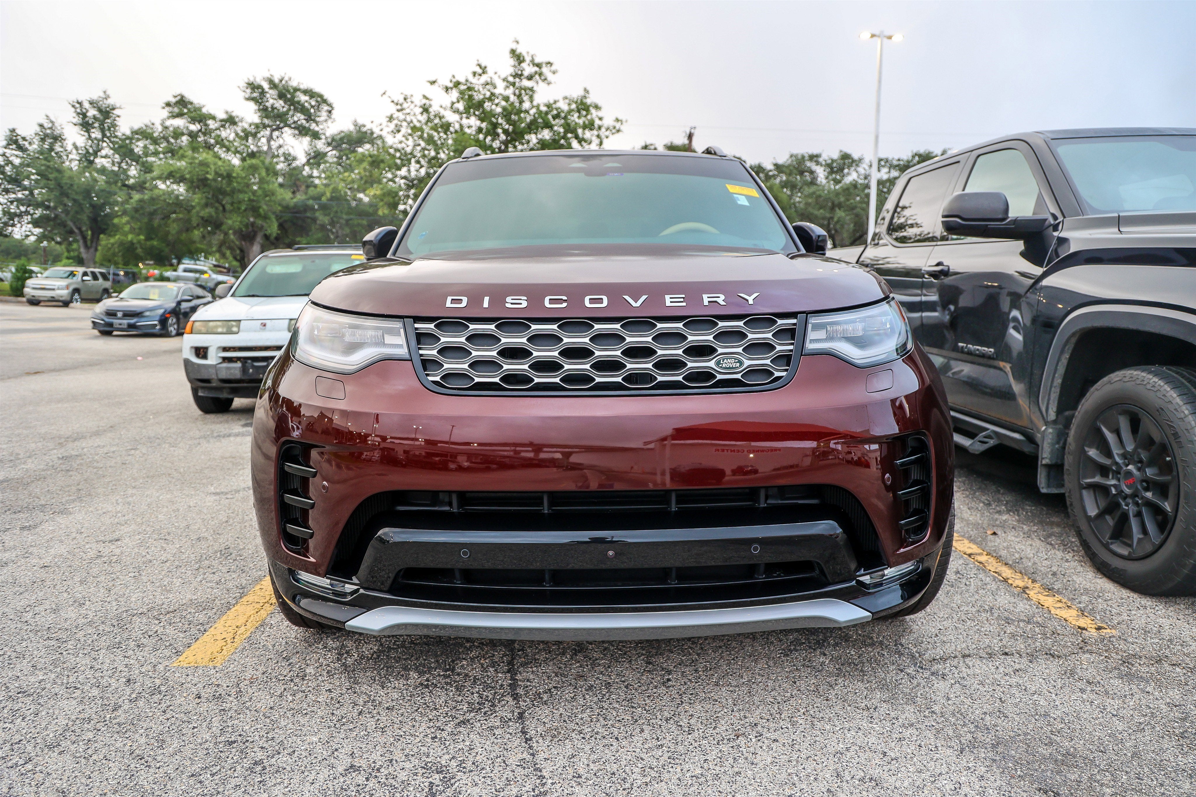 2026 Land Rover Discovery Gemini Edition