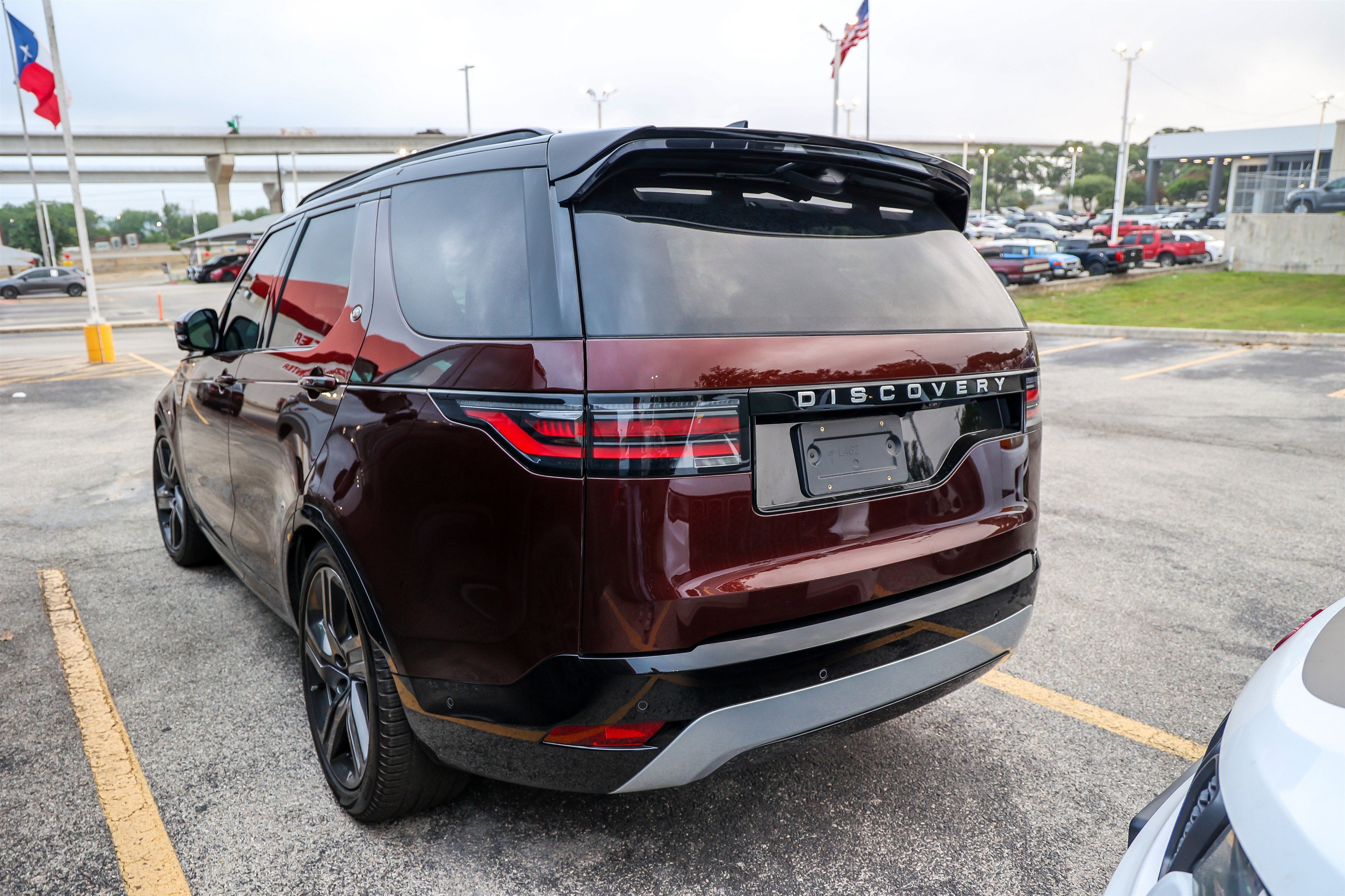2026 Land Rover Discovery Gemini Edition