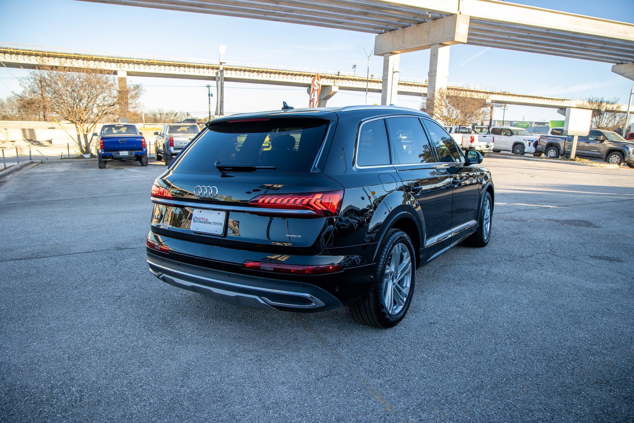 2023 Audi Q7 Premium