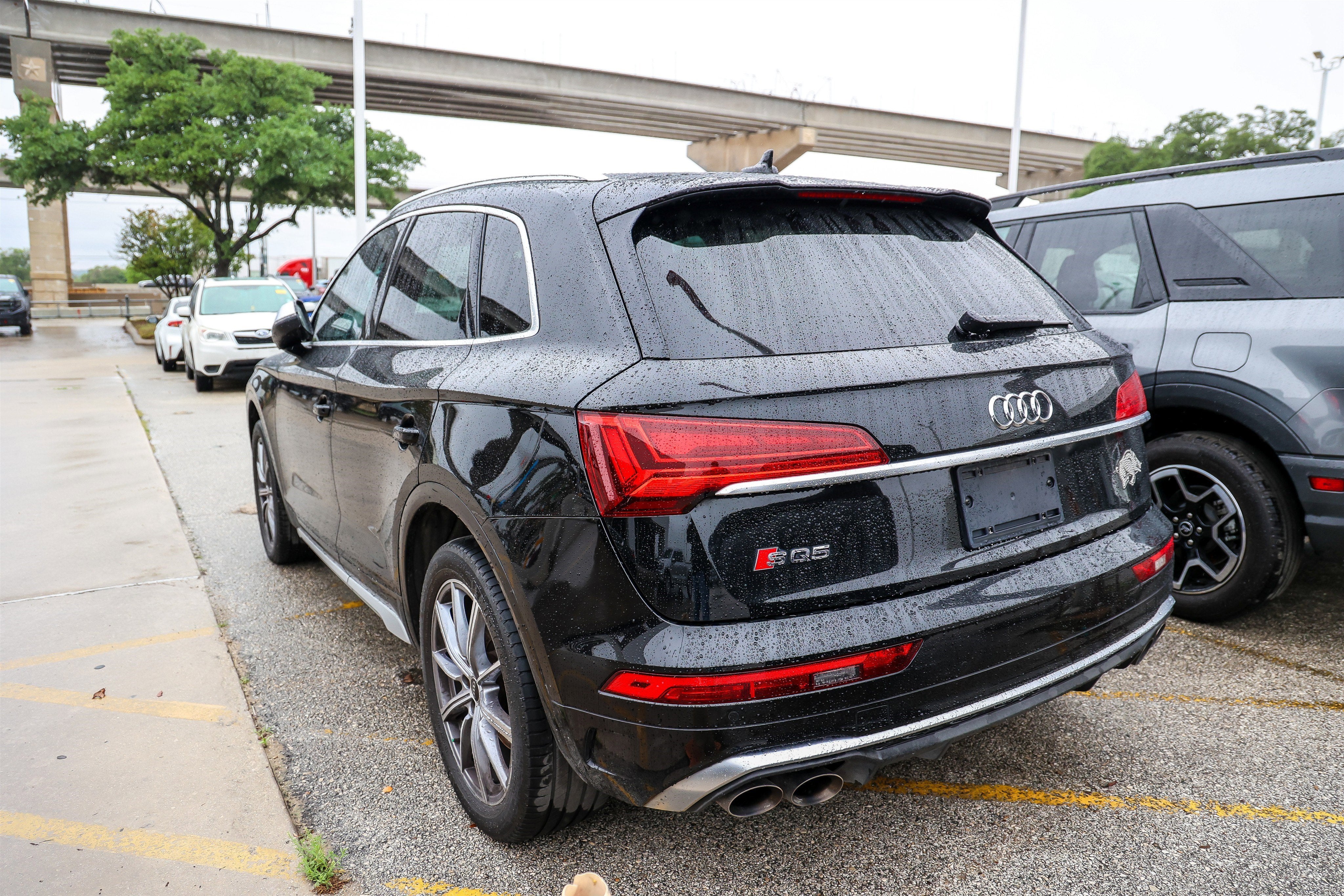 2022 Audi SQ5 Premium Plus