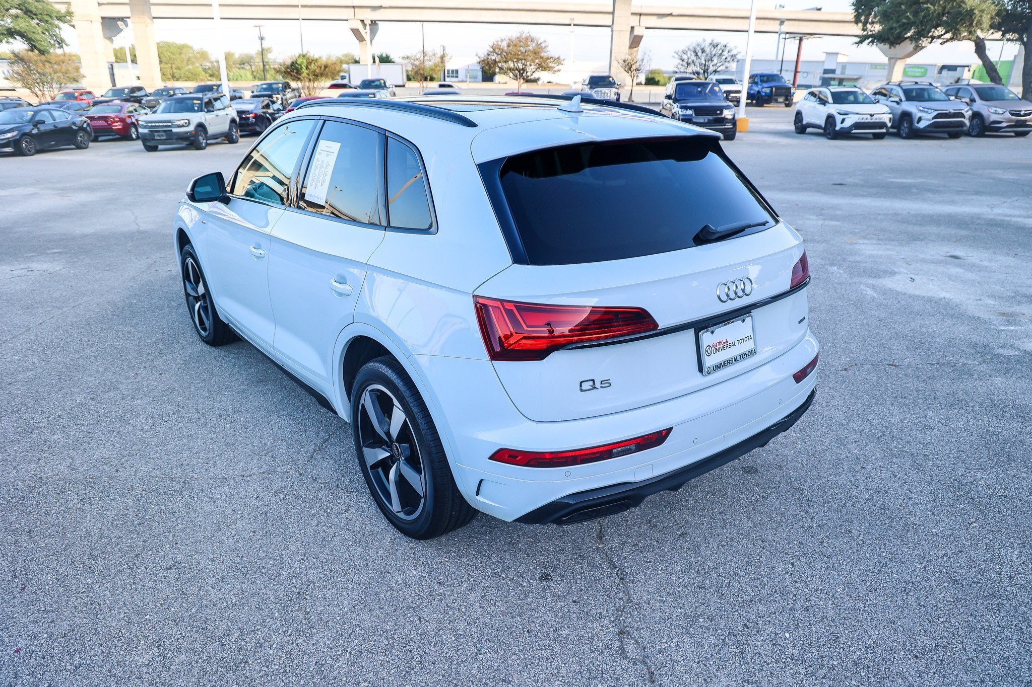 2023 Audi Q5 S line Premium Plus