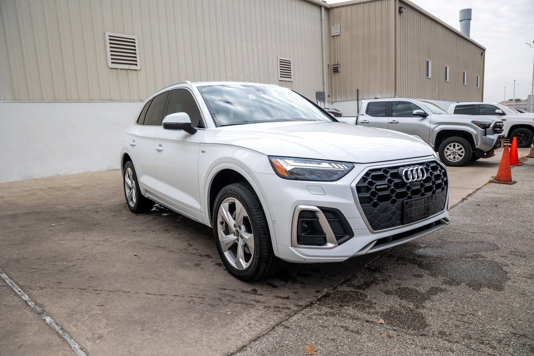 2023 Audi Q5 S line Prestige