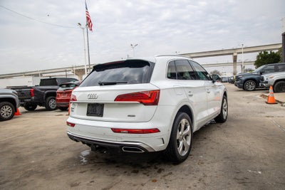2023 Audi Q5 S line Prestige