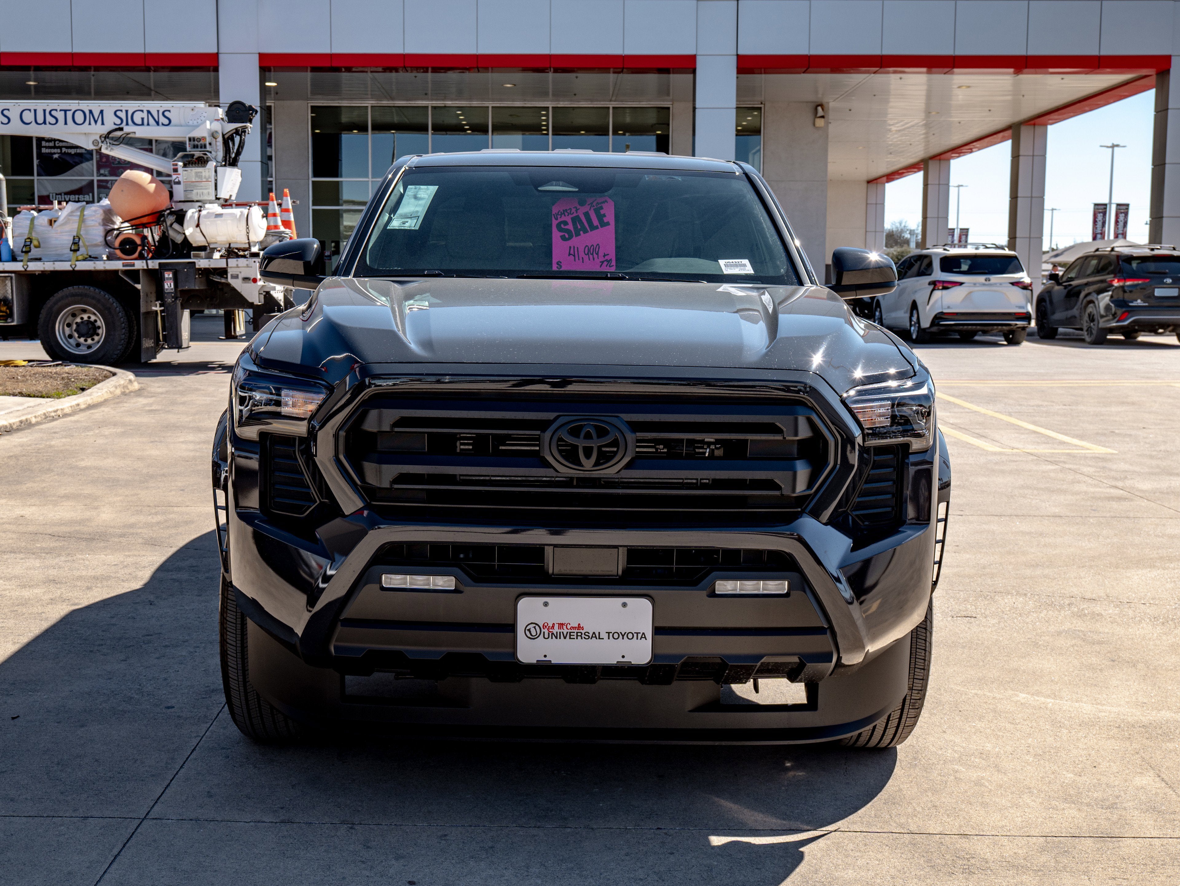 2025 Toyota Tacoma SR5
