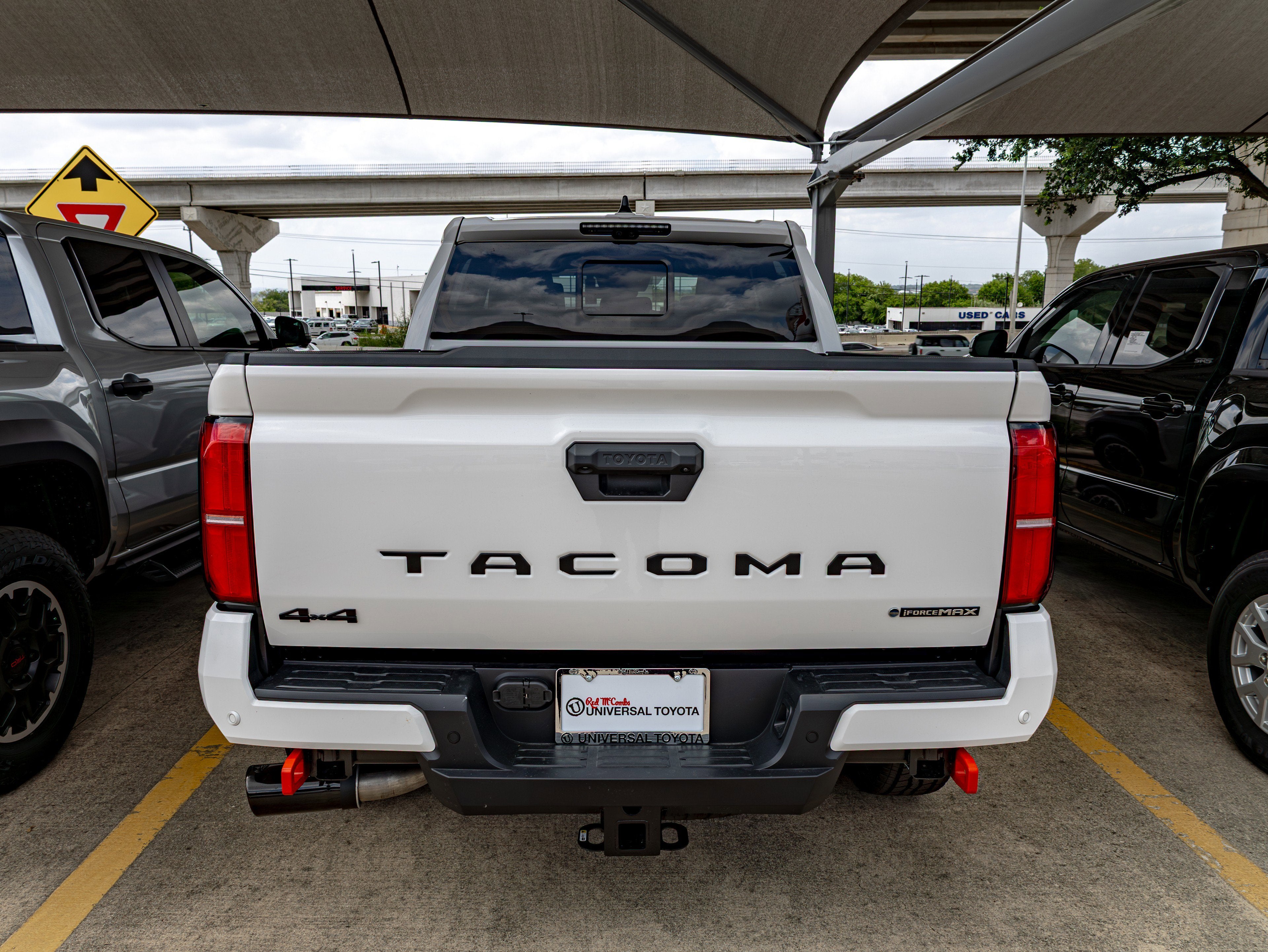 2026 Toyota Tacoma i-FORCE MAX Tacoma TRD Off-Road