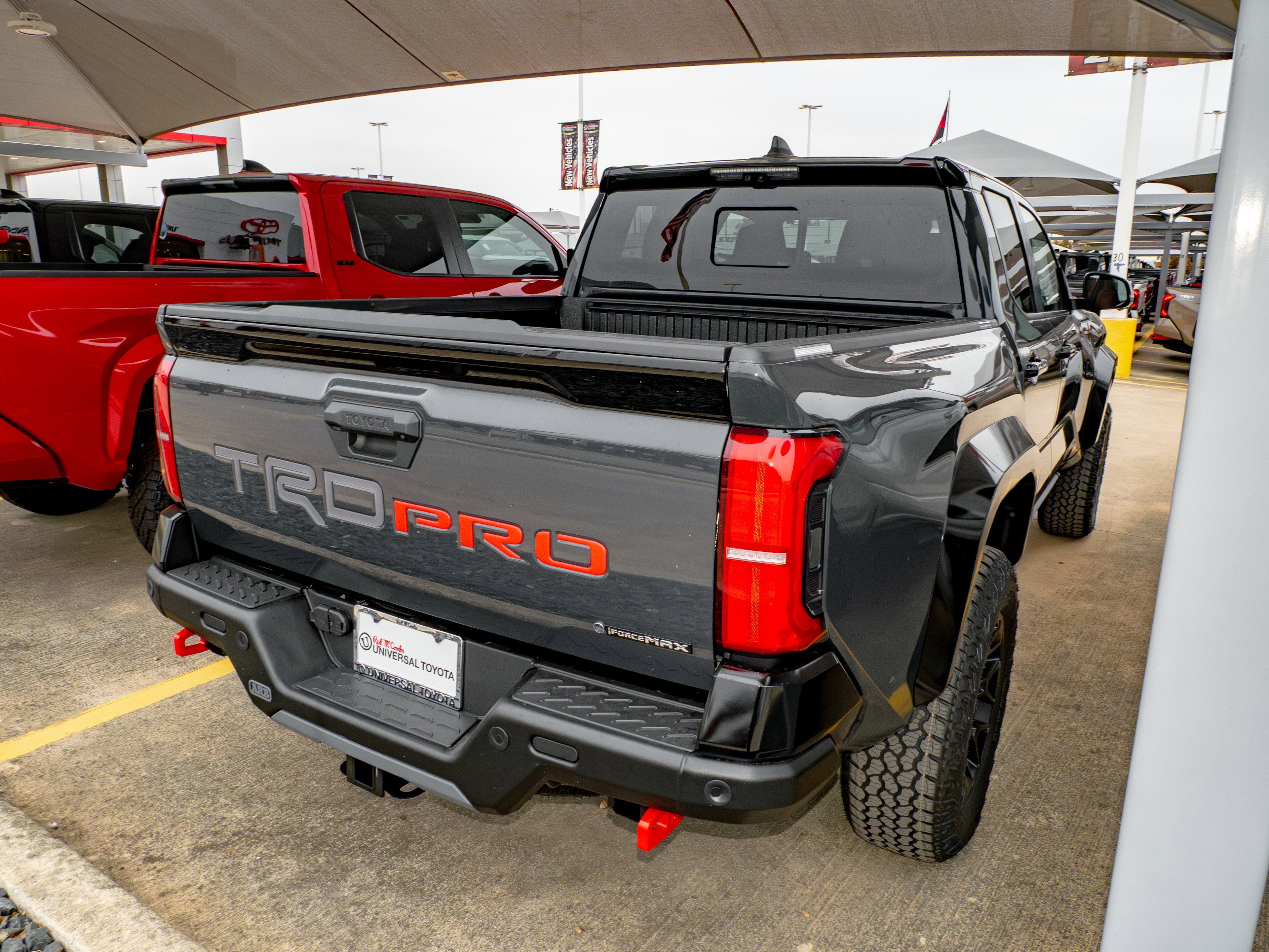 2026 Toyota Tacoma i-FORCE MAX Tacoma TRD Pro