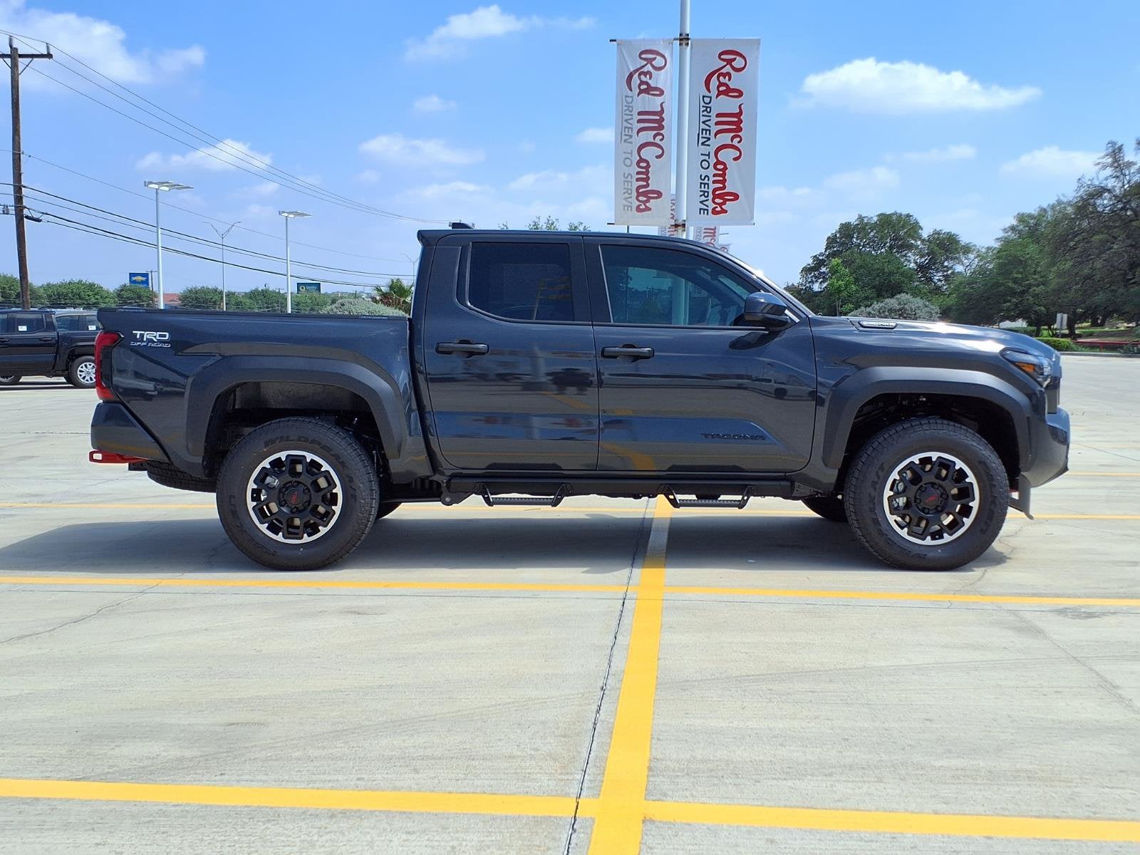 2026 Toyota Tacoma i-FORCE MAX Tacoma TRD Off-Road