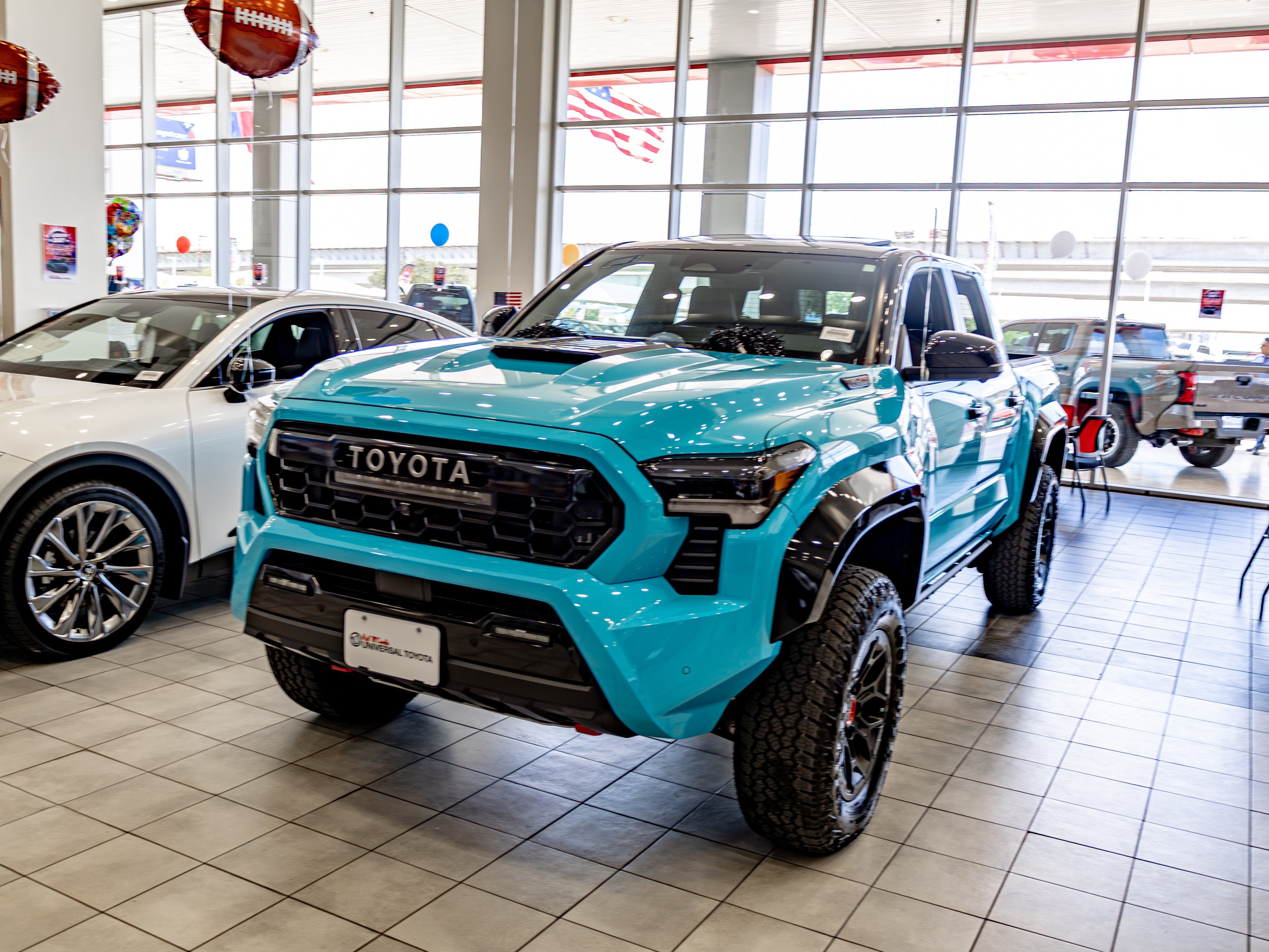 2026 Toyota Tacoma i-FORCE MAX Tacoma TRD Pro