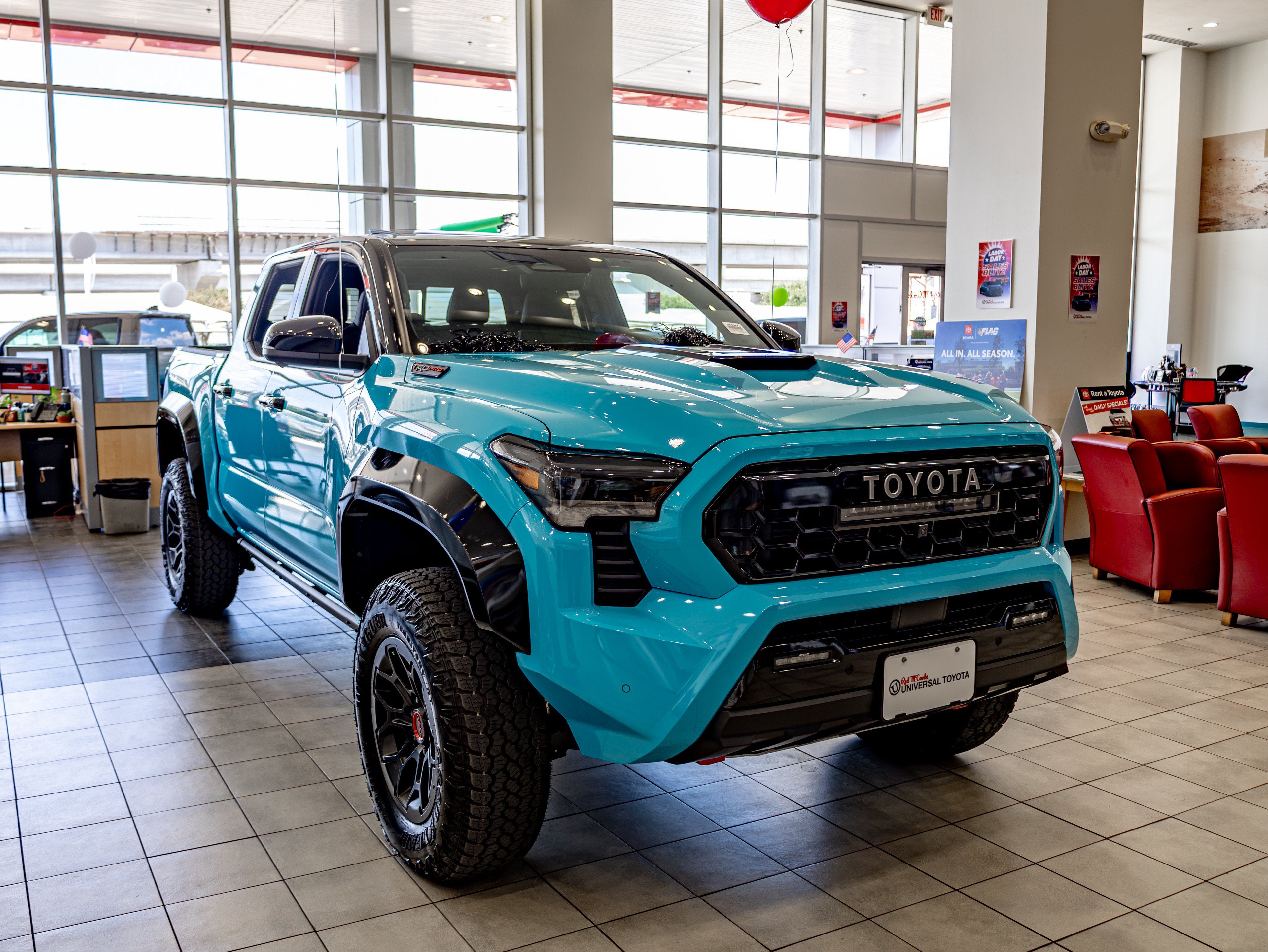 2026 Toyota Tacoma i-FORCE MAX Tacoma TRD Pro