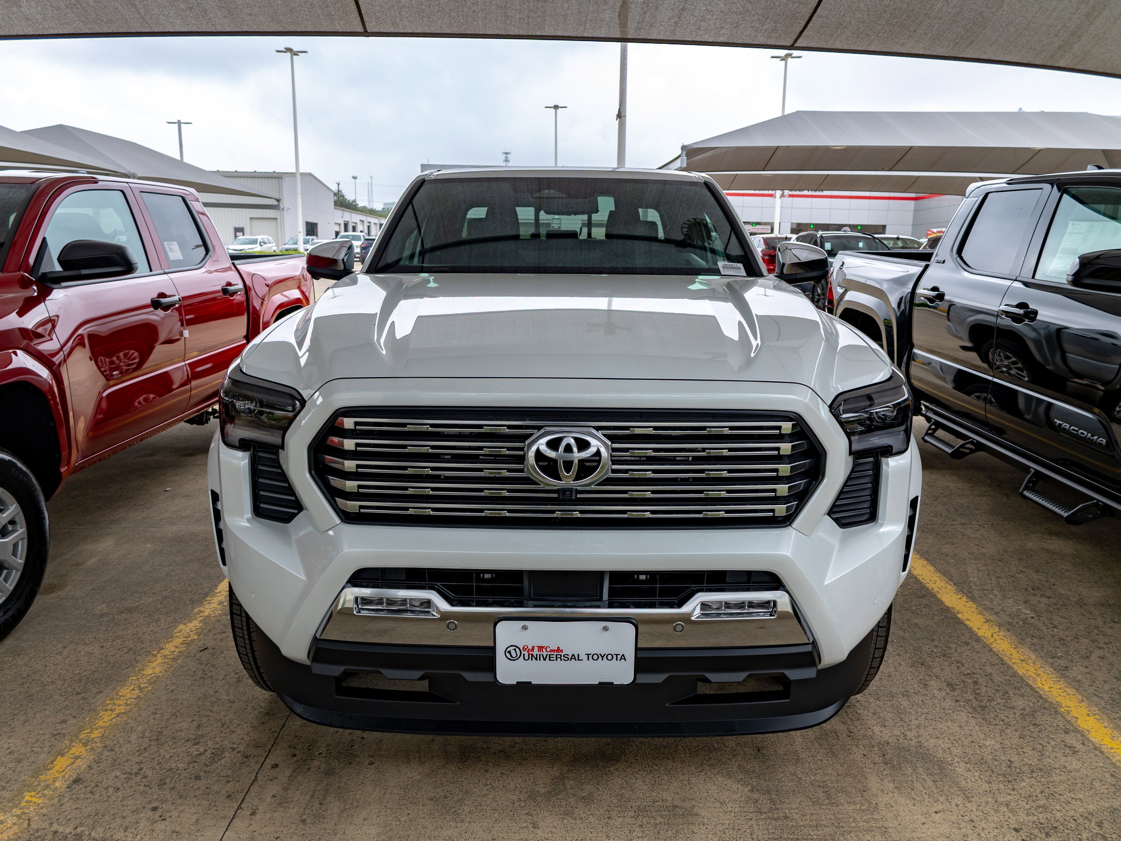 2026 Toyota Tacoma i-FORCE MAX Tacoma Limited
