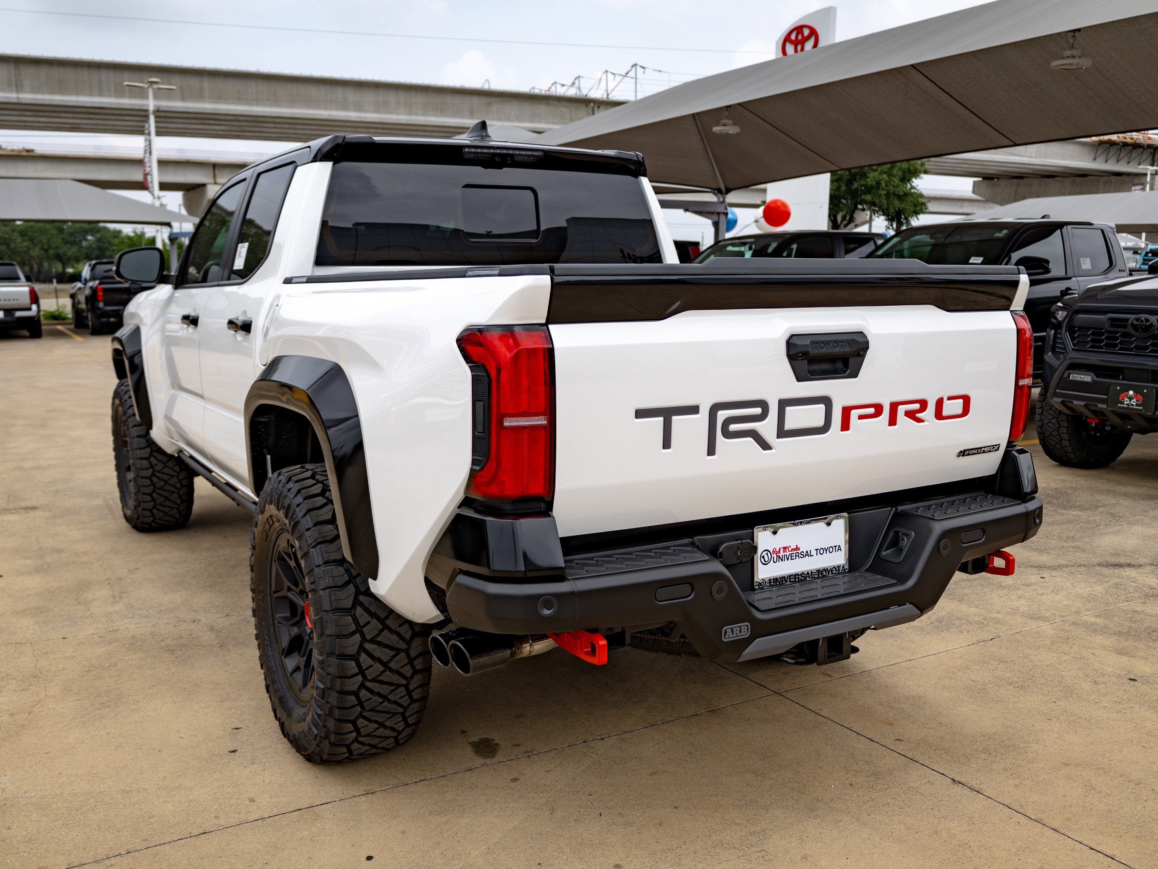 2026 Toyota Tacoma i-FORCE MAX Tacoma TRD Pro