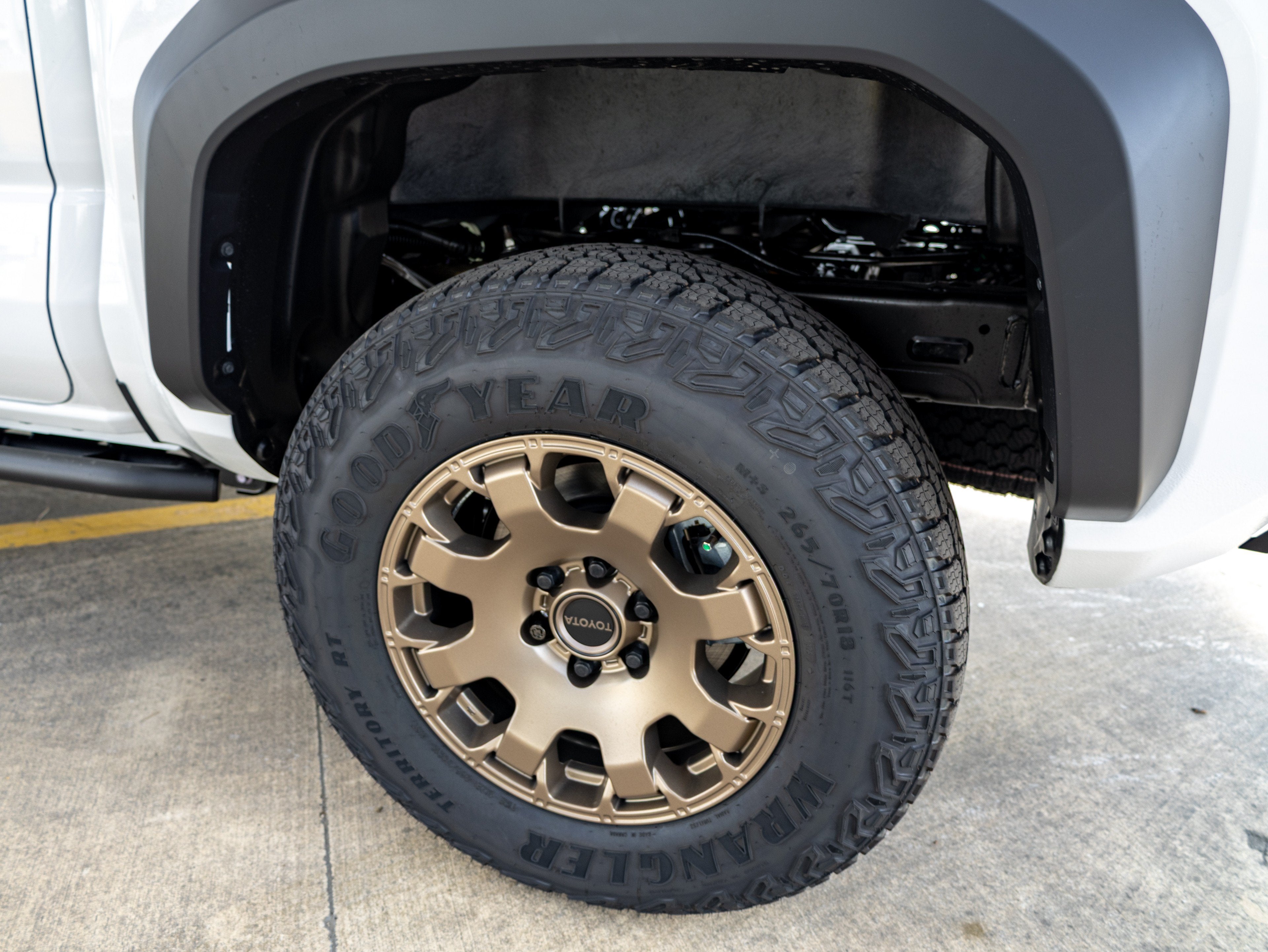 2026 Toyota Tacoma i-FORCE MAX Tacoma Trailhunter
