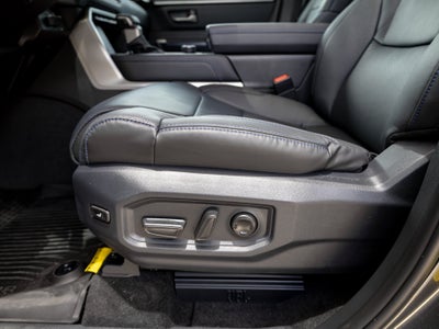 2026 Toyota Tundra i-FORCE MAX Tundra Platinum