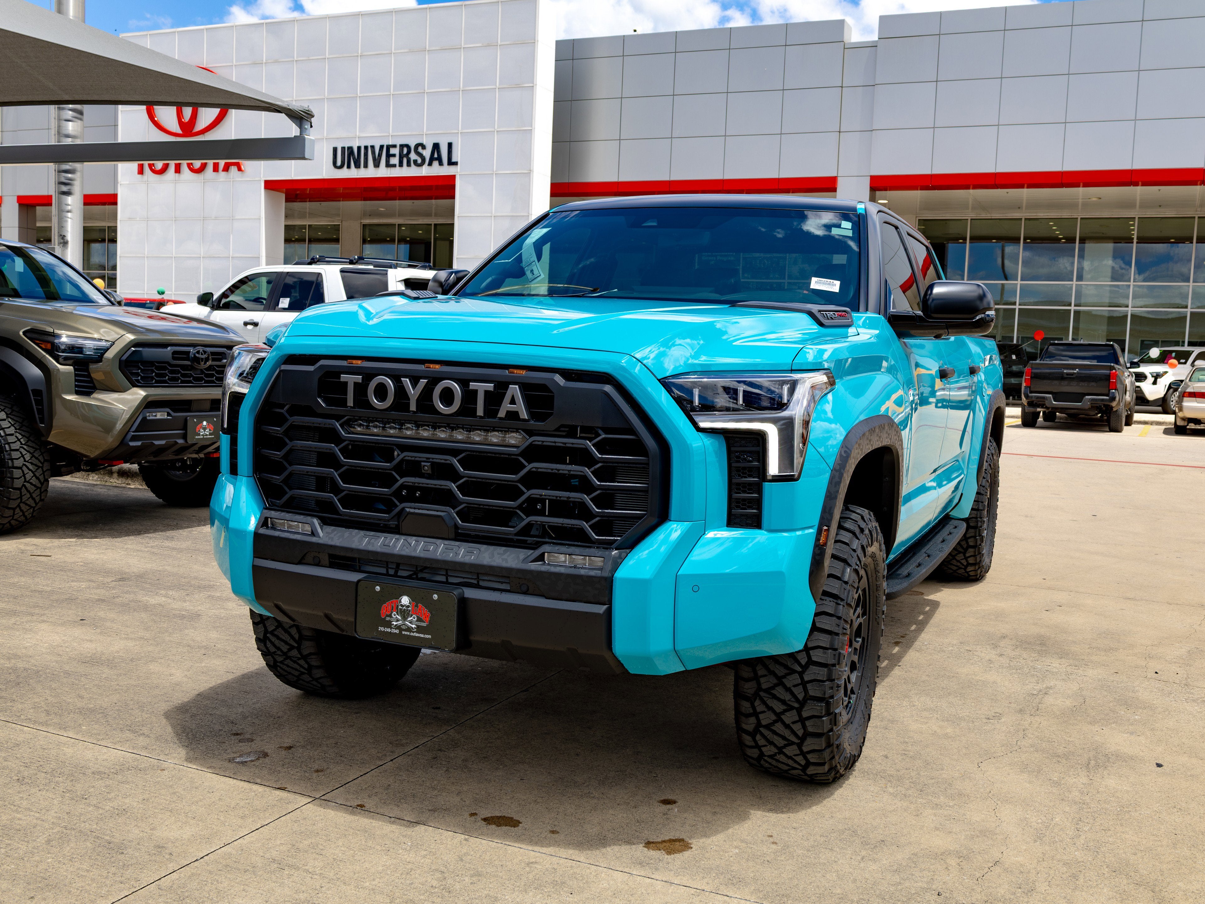 2026 Toyota Tundra i-FORCE MAX Tundra TRD Pro