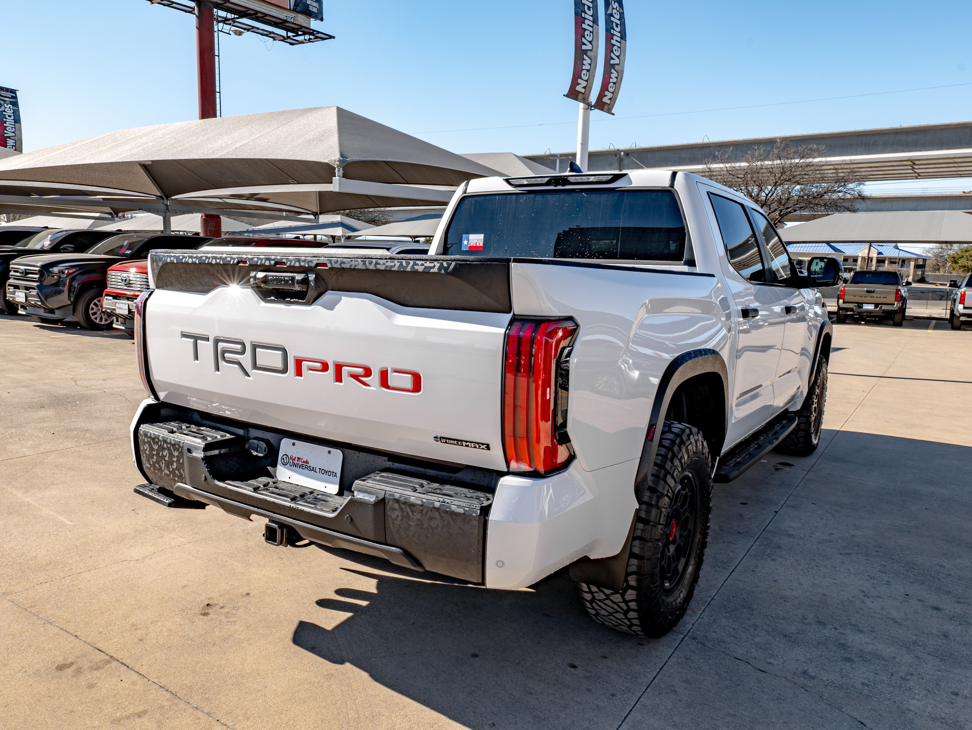 2026 Toyota Tundra i-FORCE MAX Tundra TRD Pro