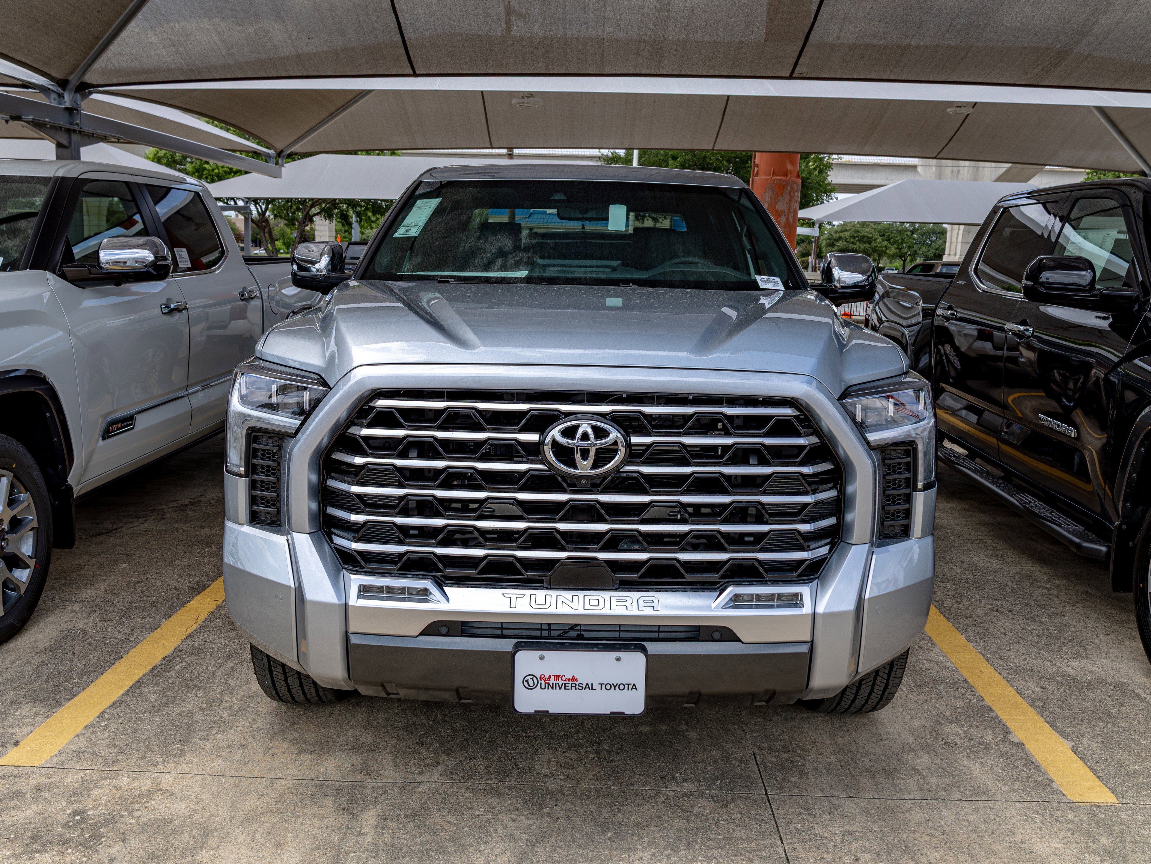 2026 Toyota Tundra i-FORCE MAX Tundra Capstone