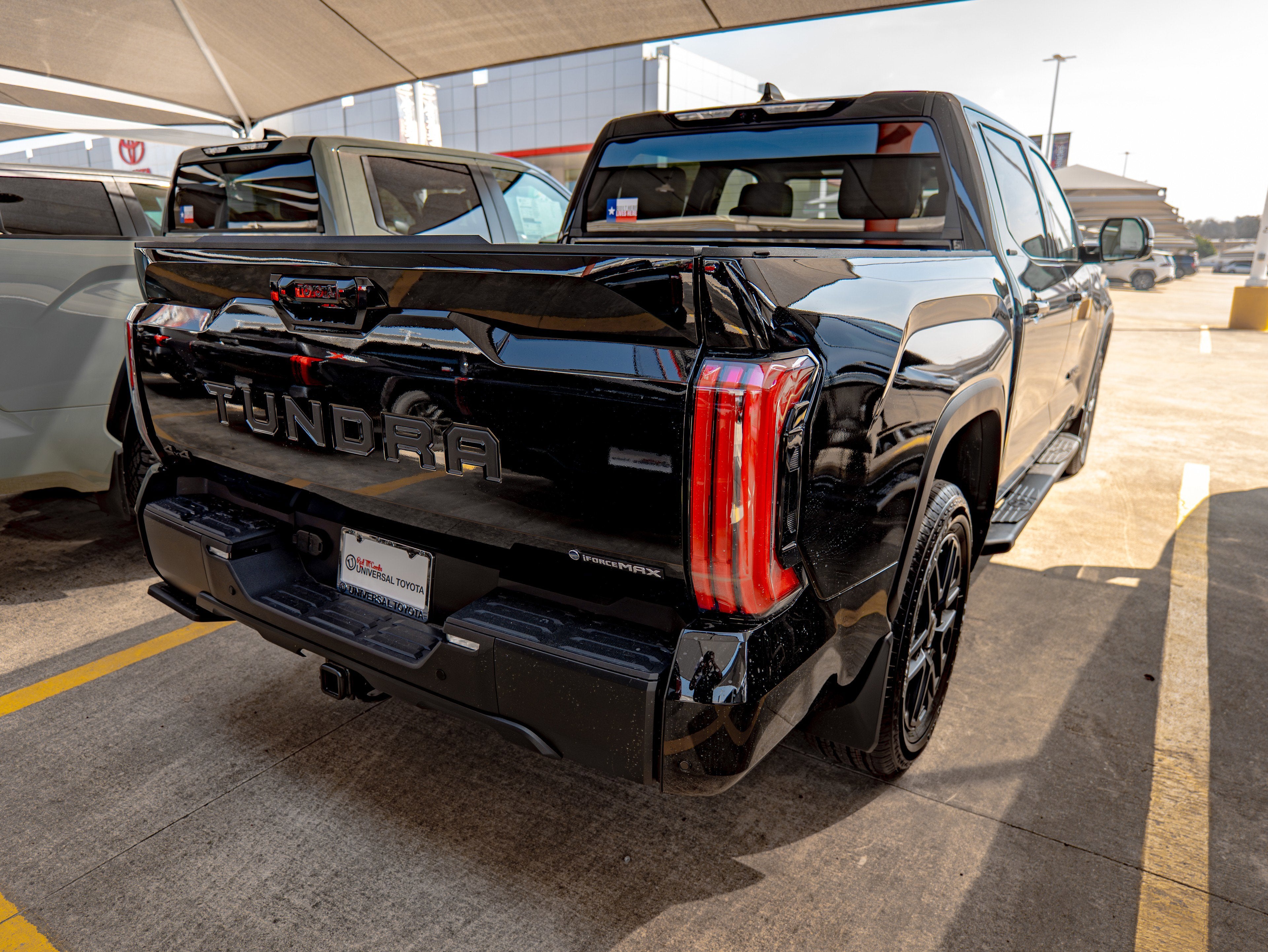 2026 Toyota Tundra i-FORCE MAX Tundra Limited