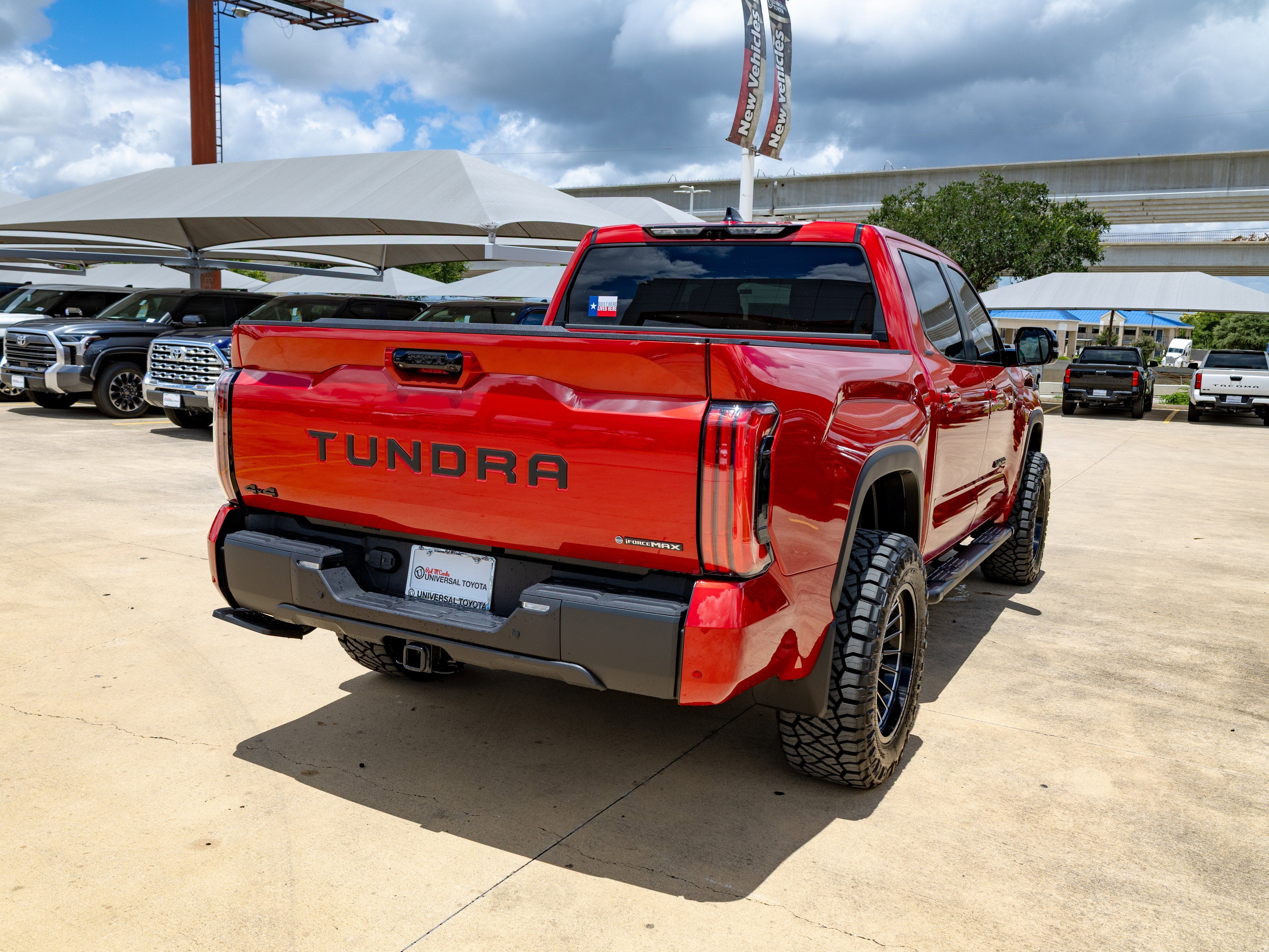 2026 Toyota Tundra i-FORCE MAX Tundra Limited